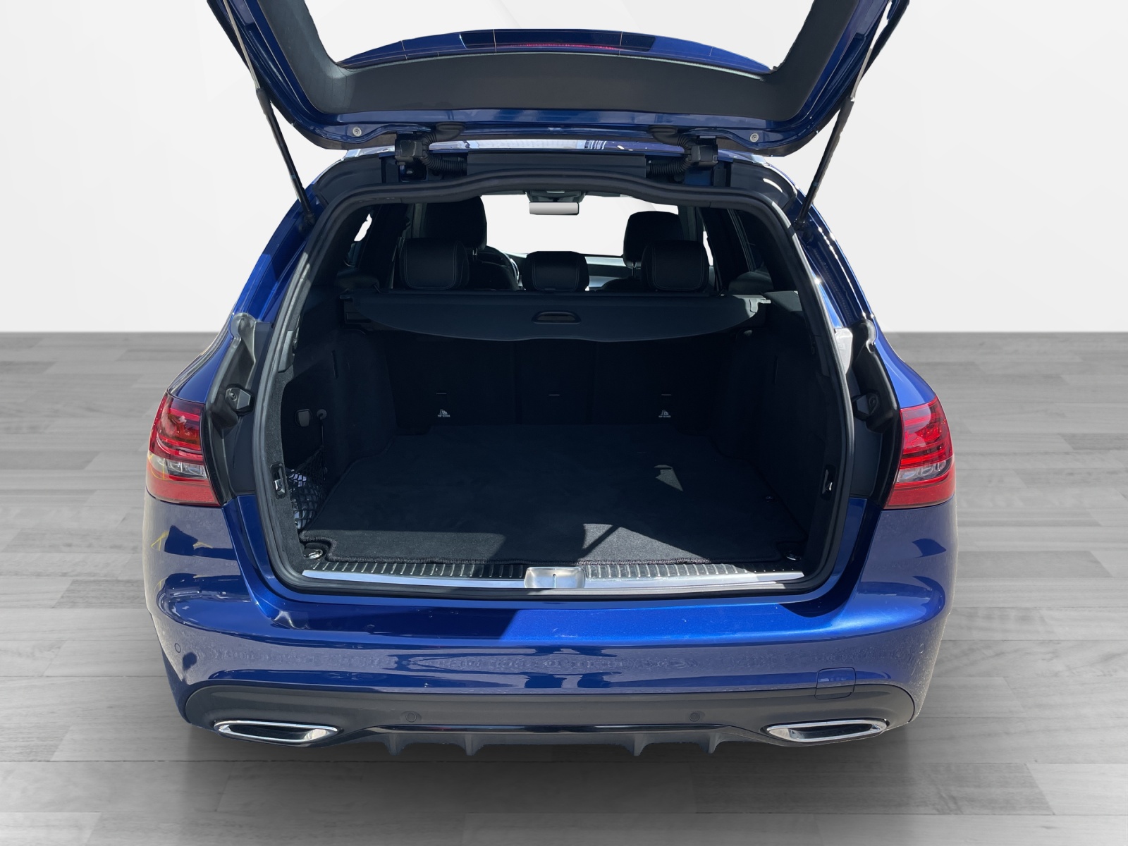 MERCEDES-BENZ C 220 d AMG Line 4matic Kombi-image-14