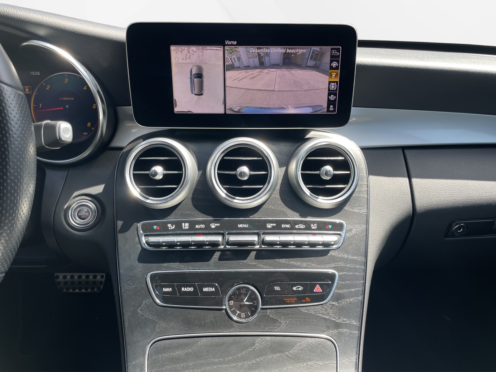 MERCEDES-BENZ C 220 d AMG Line 4matic Kombi-image-12