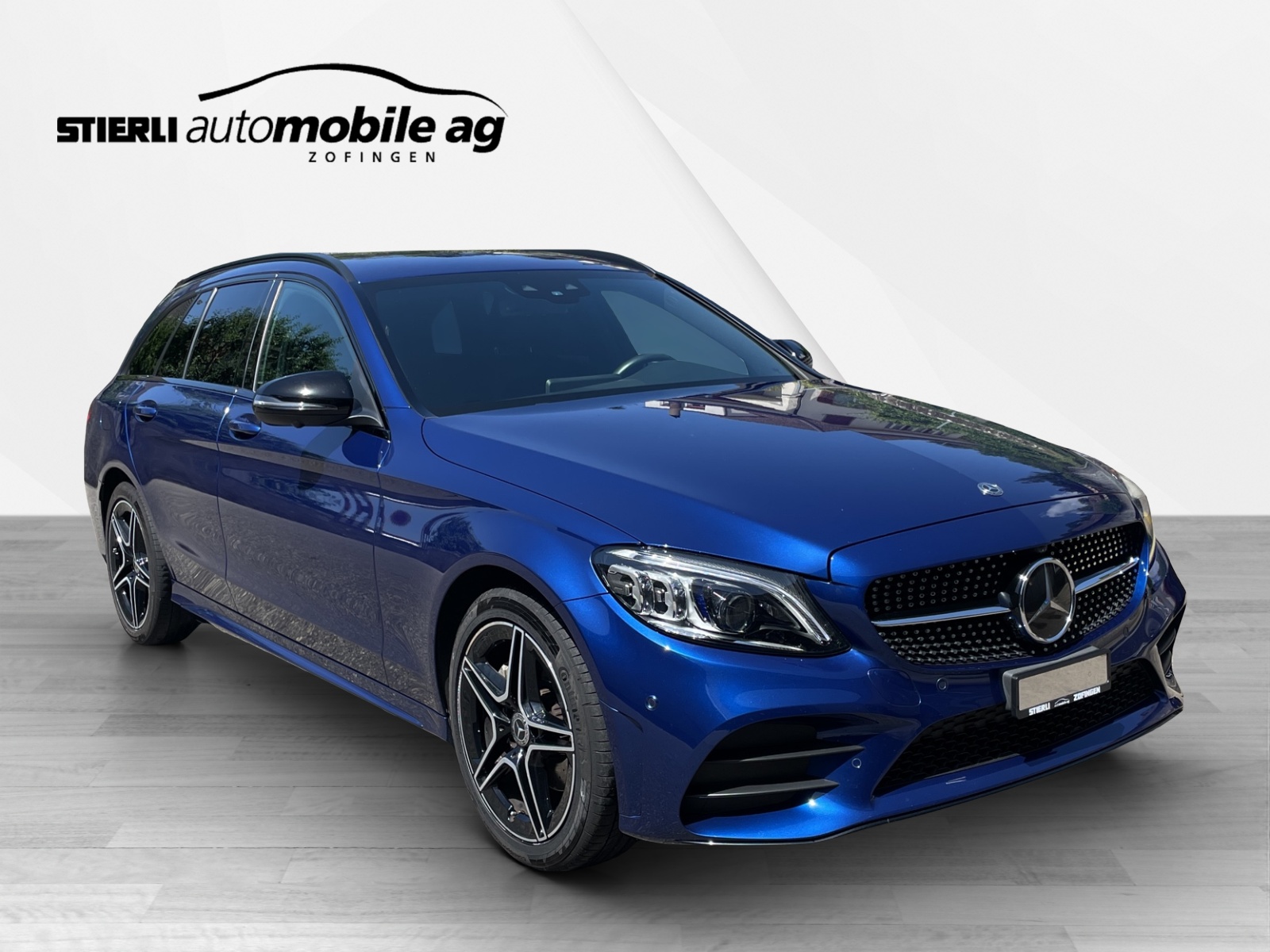 MERCEDES-BENZ C 220 d AMG Line 4matic Kombi-image-2