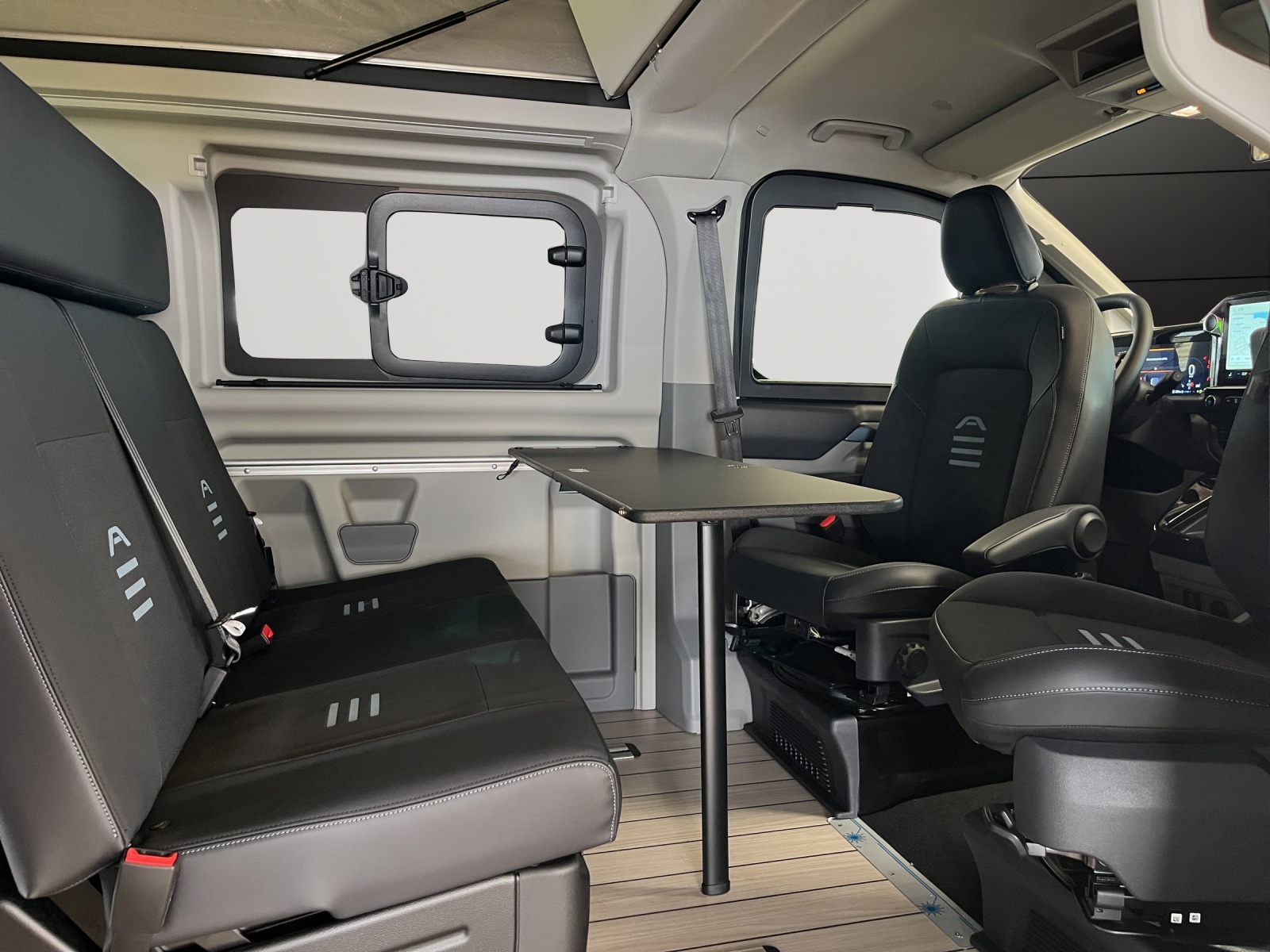 FORD Ford 40 Jahre Edition Nugget Active AWD L2 2.0 EcoBlue 170PS WESTFALIA-image-9