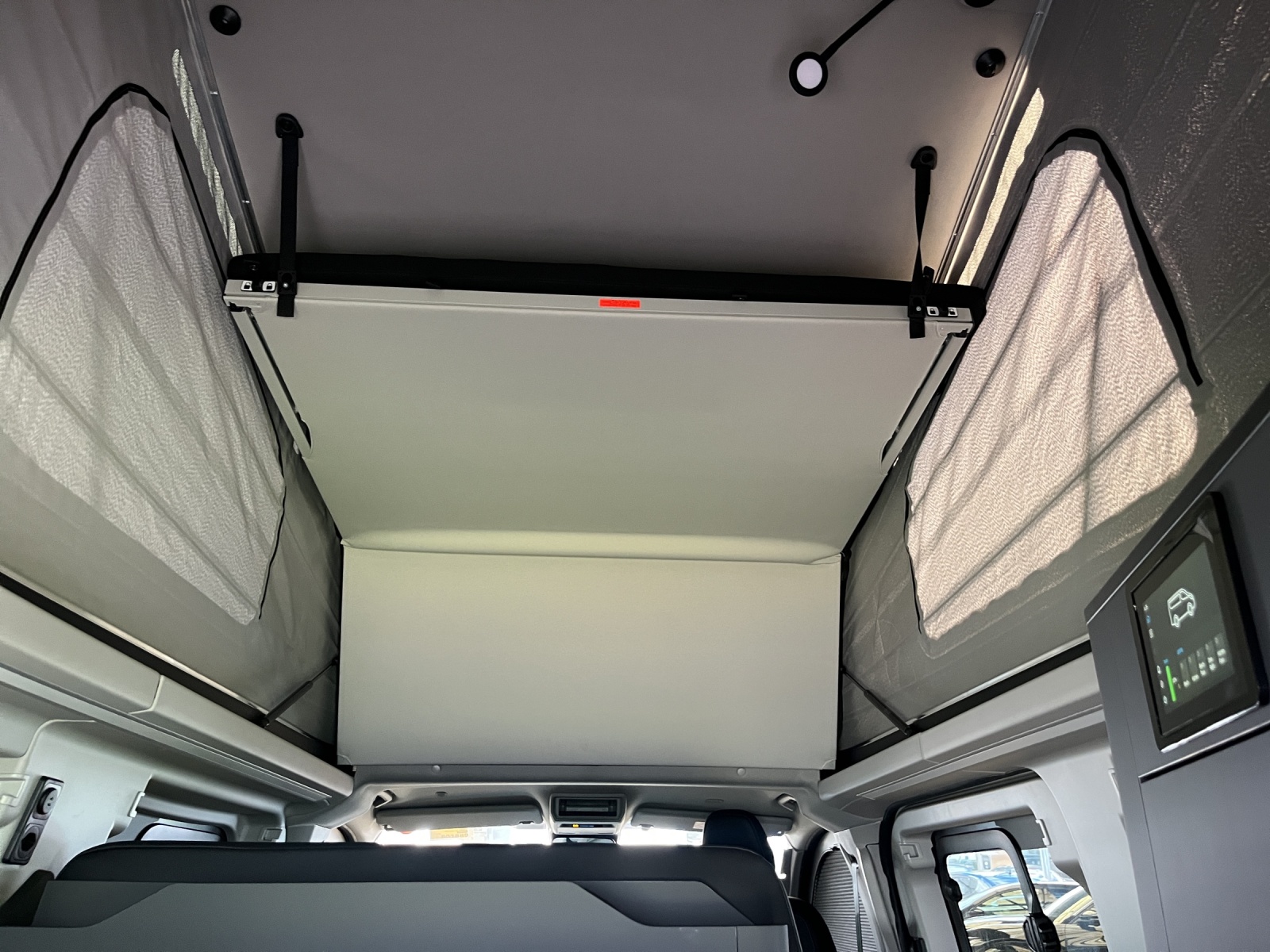 FORD Ford 40 Jahre Edition Nugget Active AWD L2 2.0 EcoBlue 170PS WESTFALIA-image-15