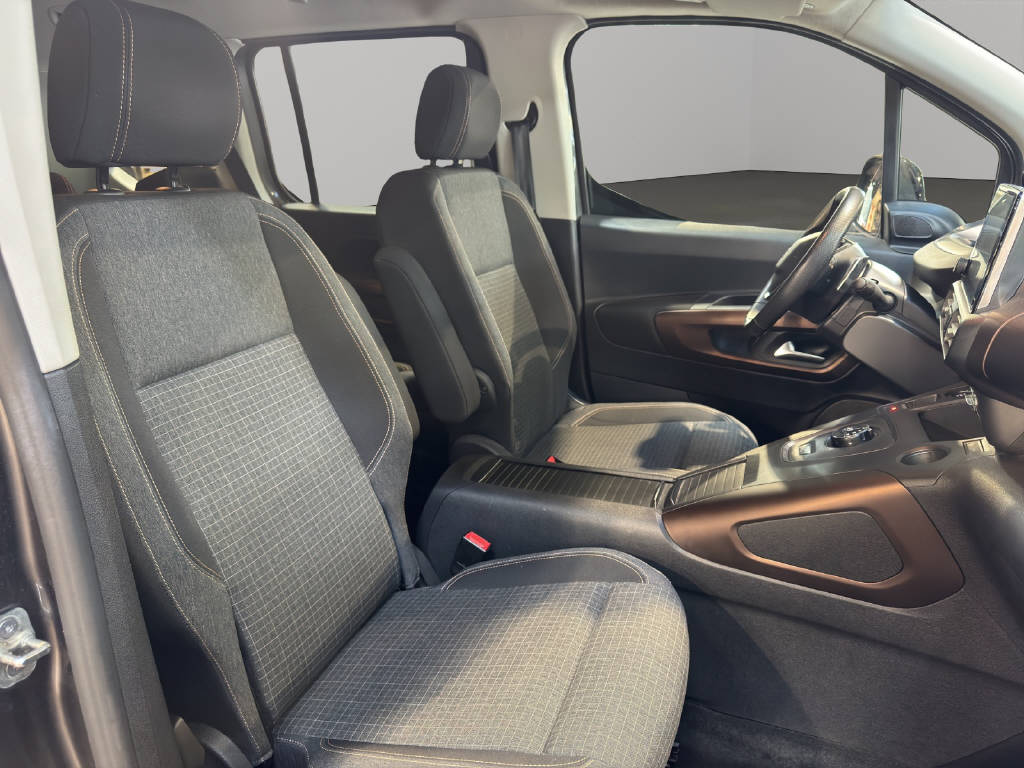PEUGEOT Rifter 1.2 PureTech 130 GT-image-8