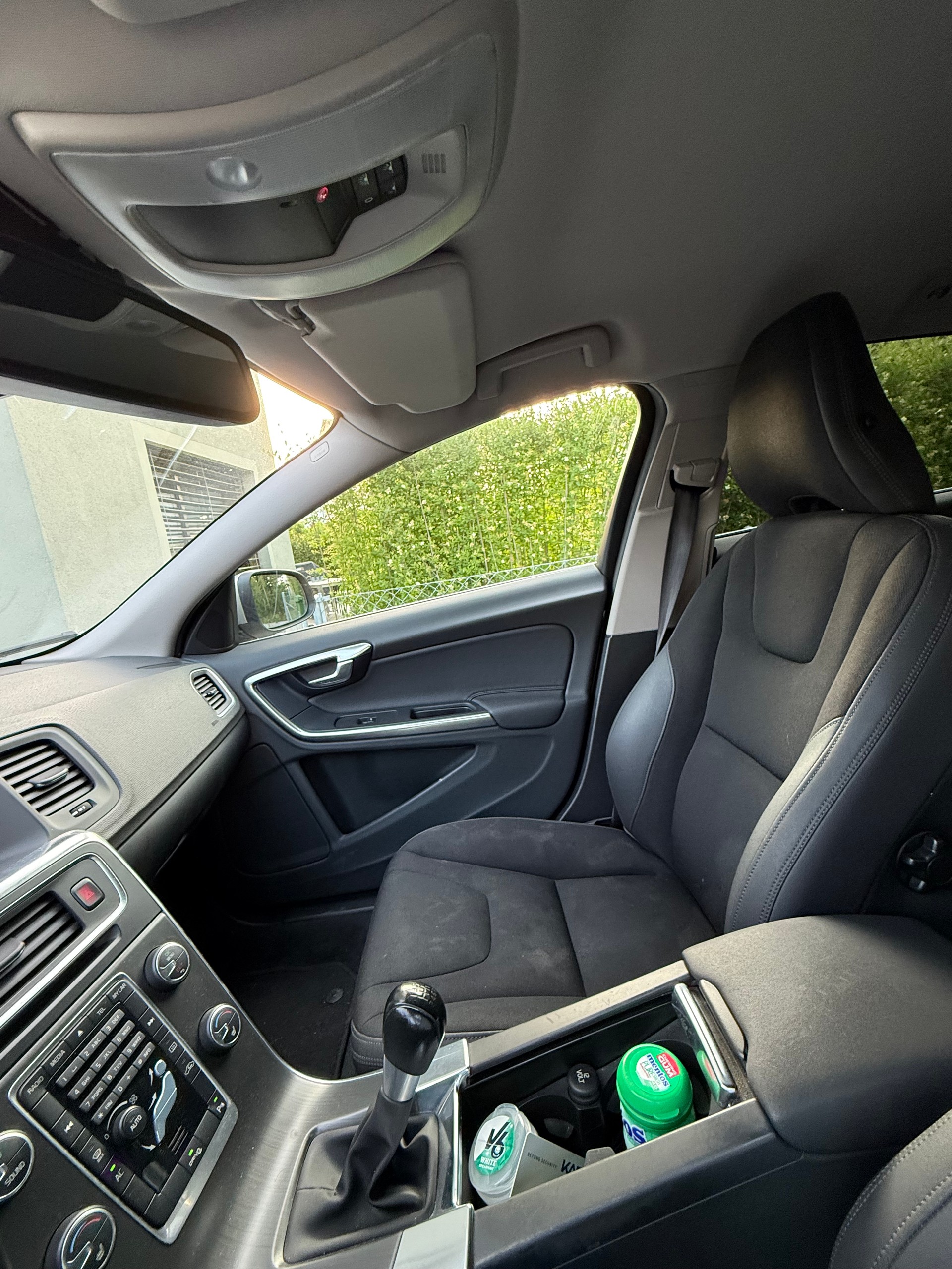 VOLVO 2.0 D3 Momentum (Preis verhandelbar)-image-5