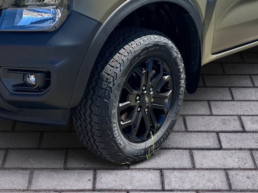 FORD Ranger XLT 3.0 Eco Blue e-4WD Automat-image-1