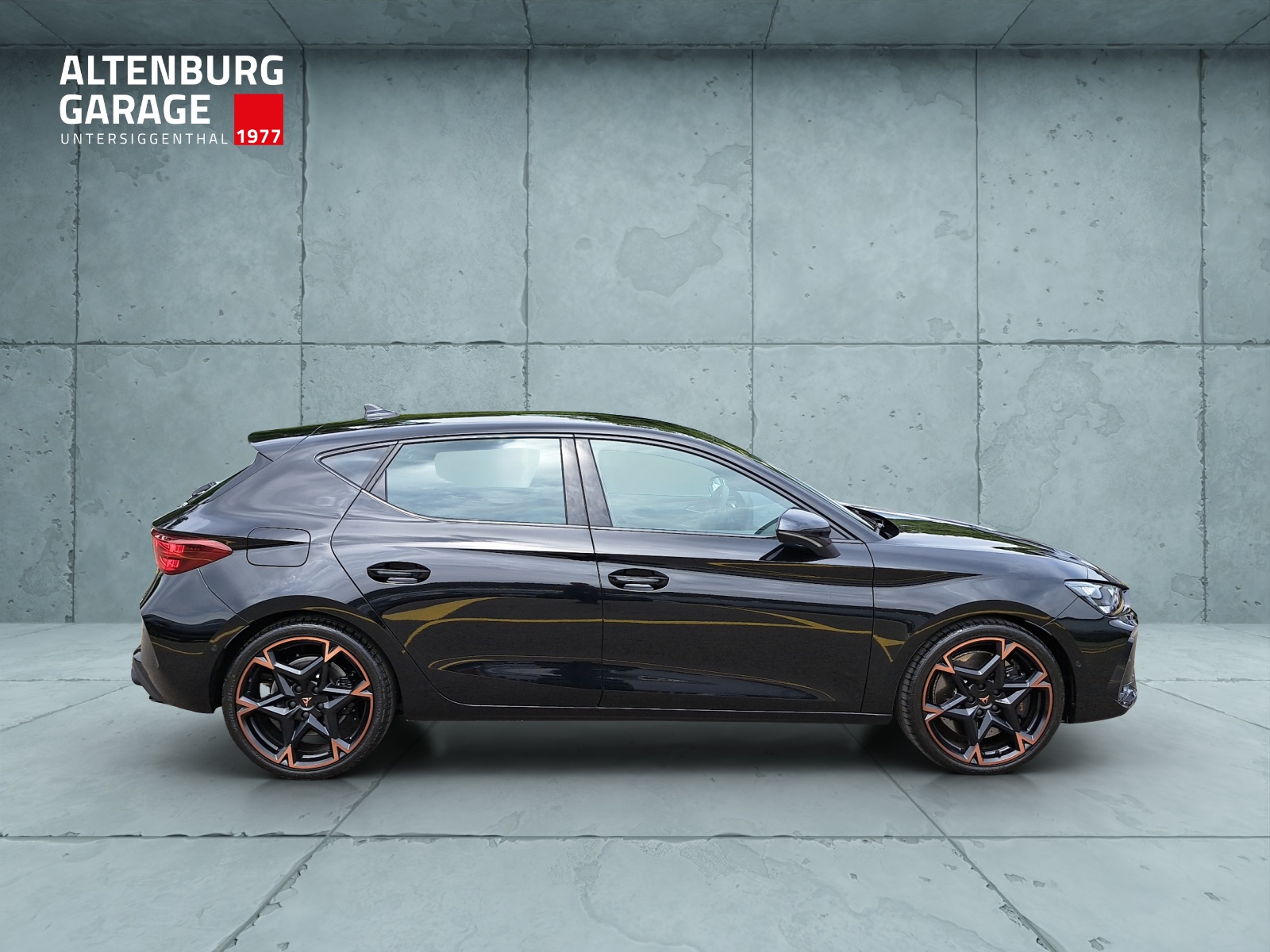 CUPRA Leon 2.0 TSI 300 VZ DSG-image-5