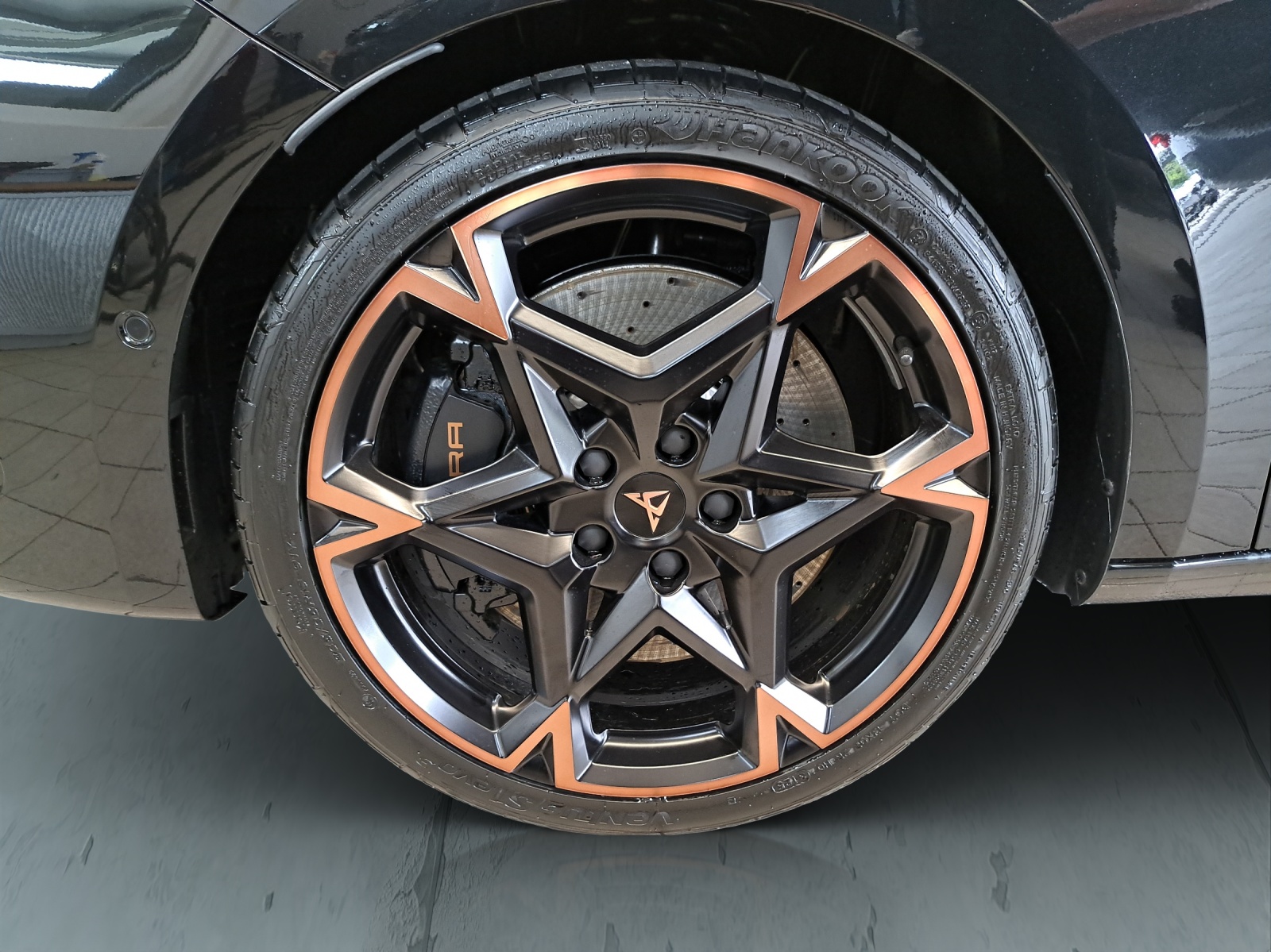 CUPRA Leon 2.0 TSI 300 VZ DSG-image-8