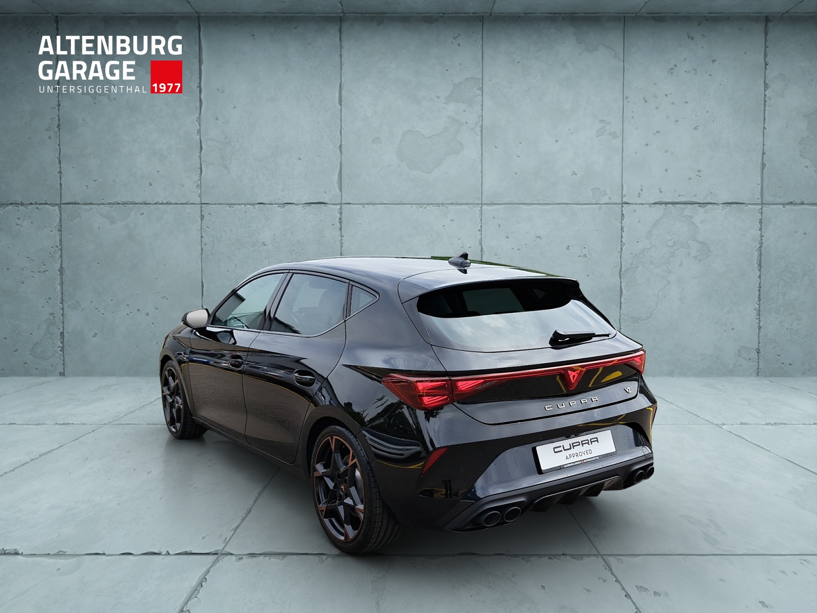 CUPRA Leon 2.0 TSI 300 VZ DSG-image-2