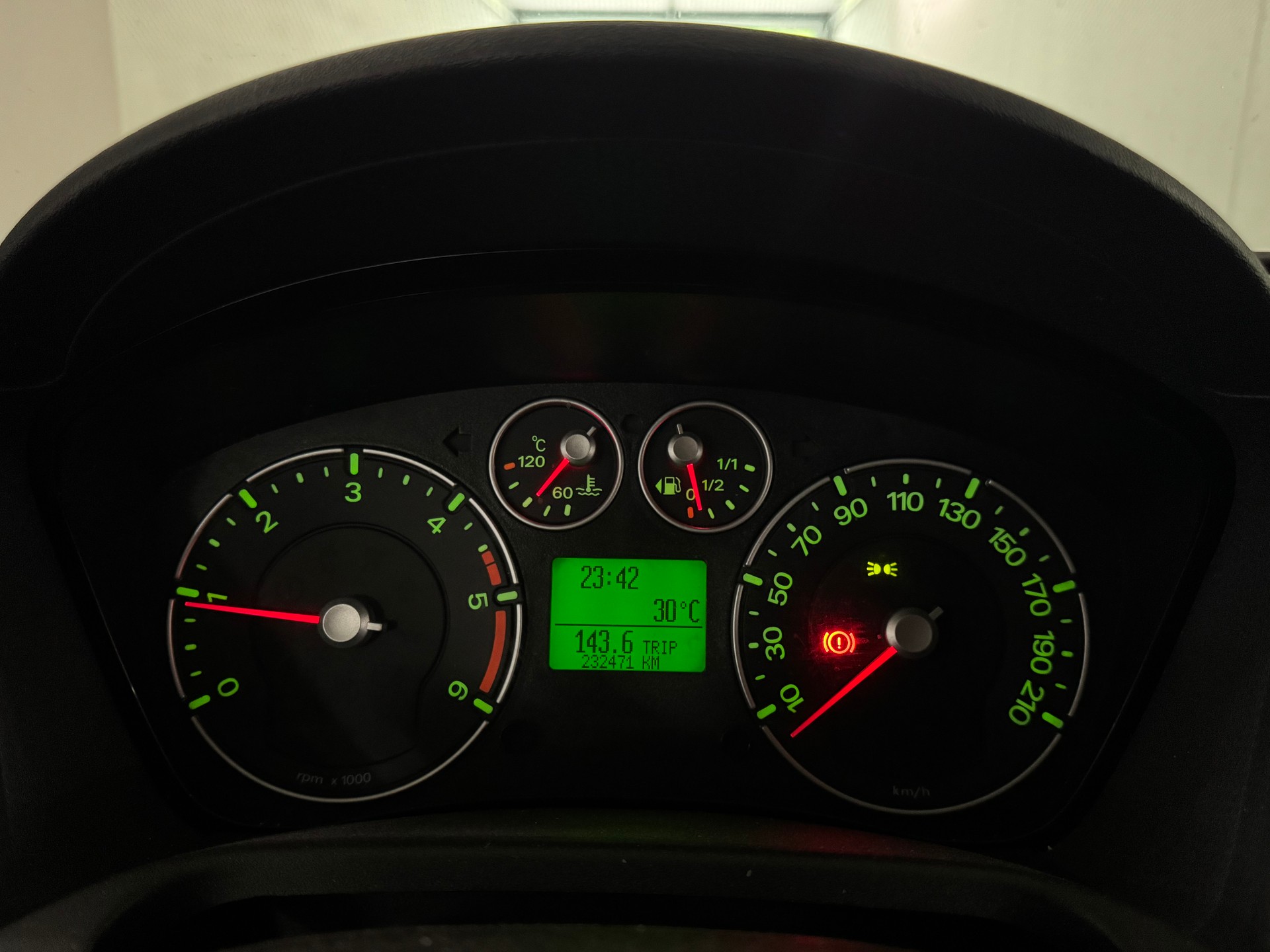 FORD Fiesta 1.6 TDCi Trend-image-14