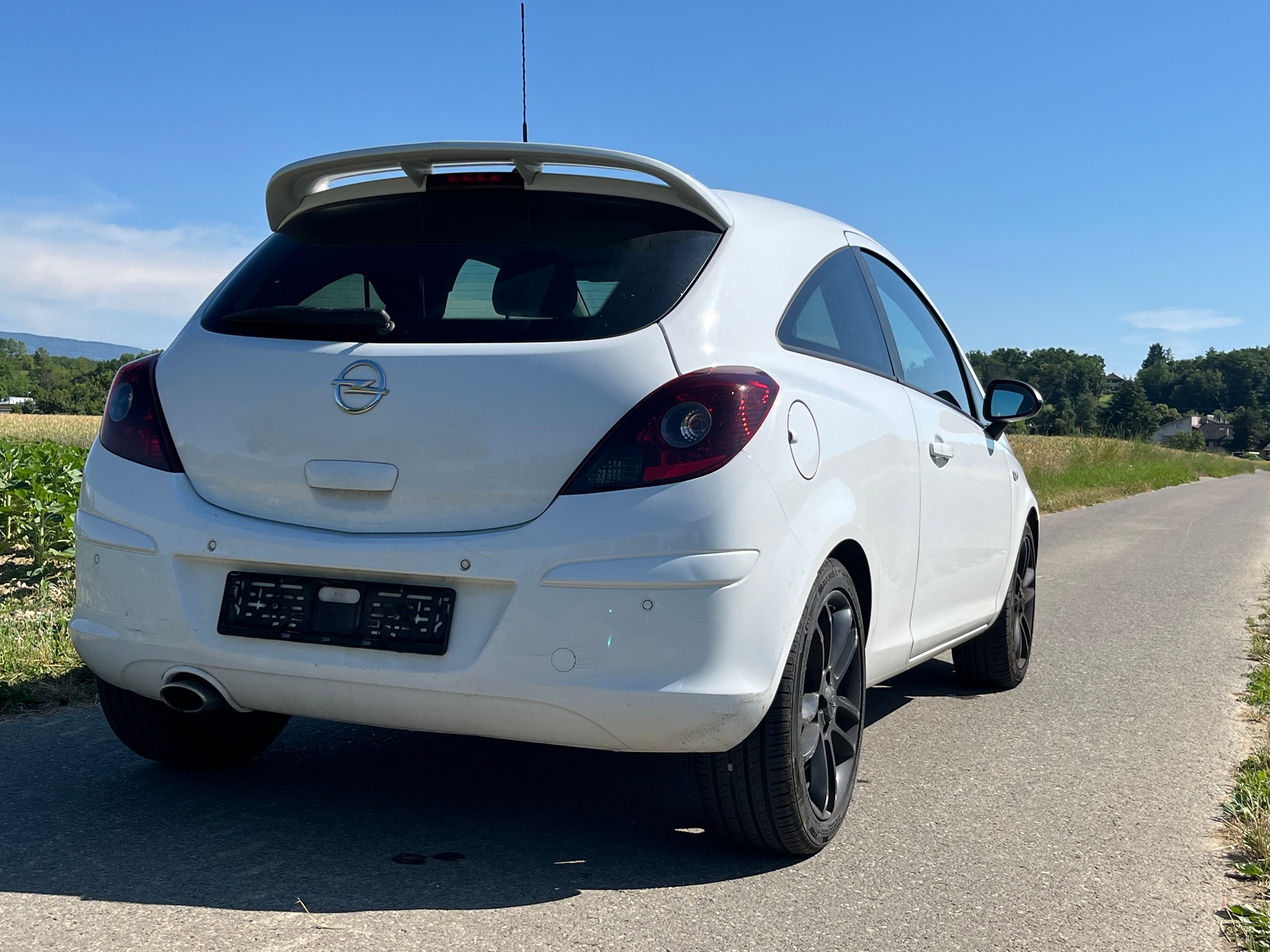 OPEL Corsa 1.4 Automatic-image-6