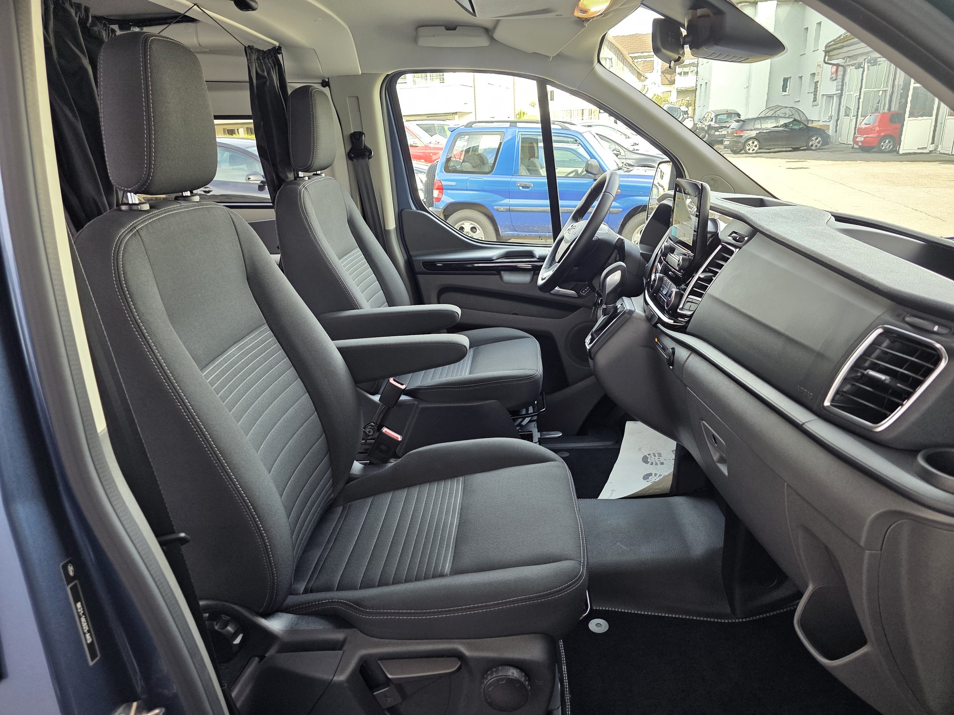 FORD Transit Custom Van 320 L2H1 Trend A KARMAN MOBIL-image-13