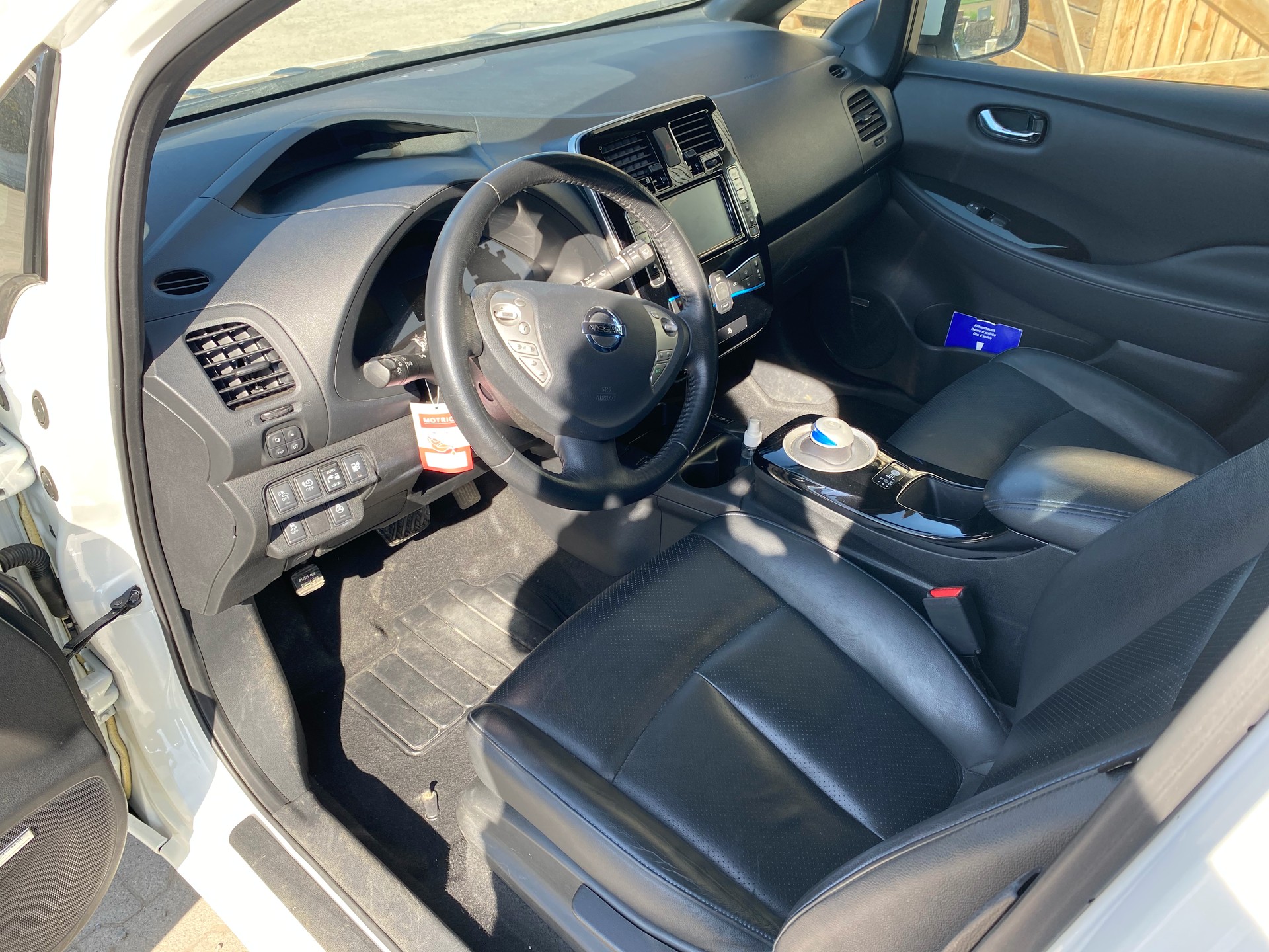 NISSAN Tekna-image-5