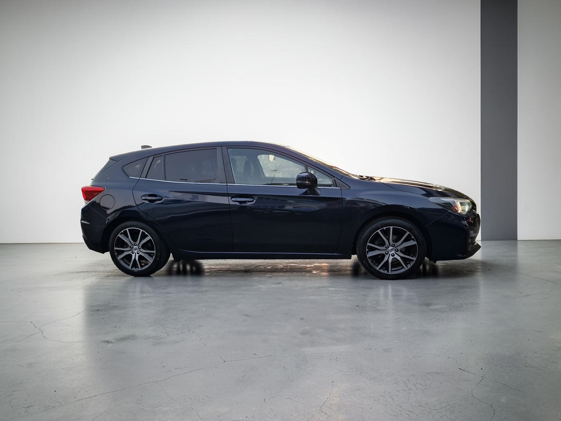 SUBARU Impreza 2.0 Swiss Plus AWD Lineartronic MFK Neu 8xAlu 12Mt Gara-image-4