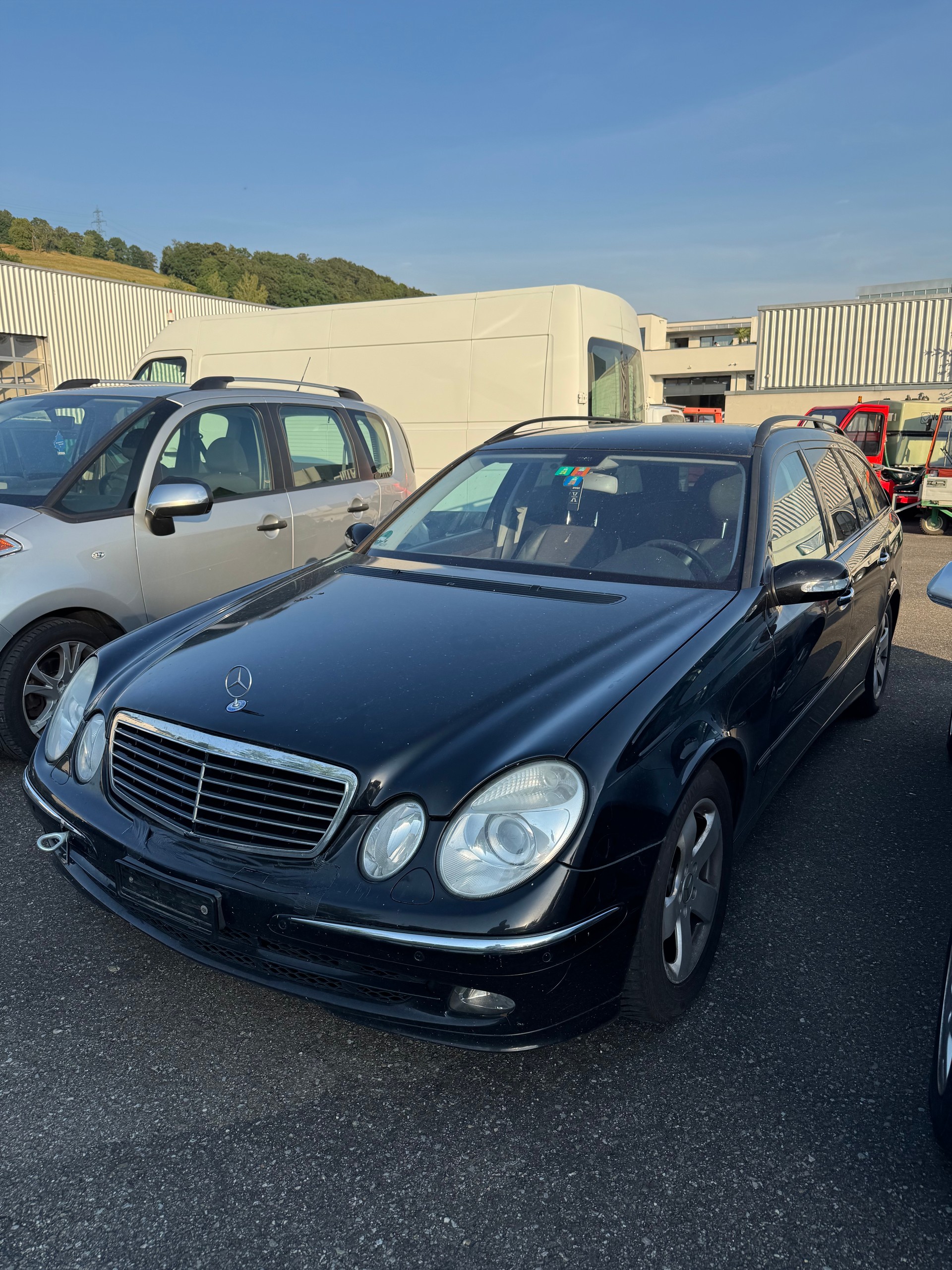 MERCEDES-BENZ E 220 CDI Elégance-image-0