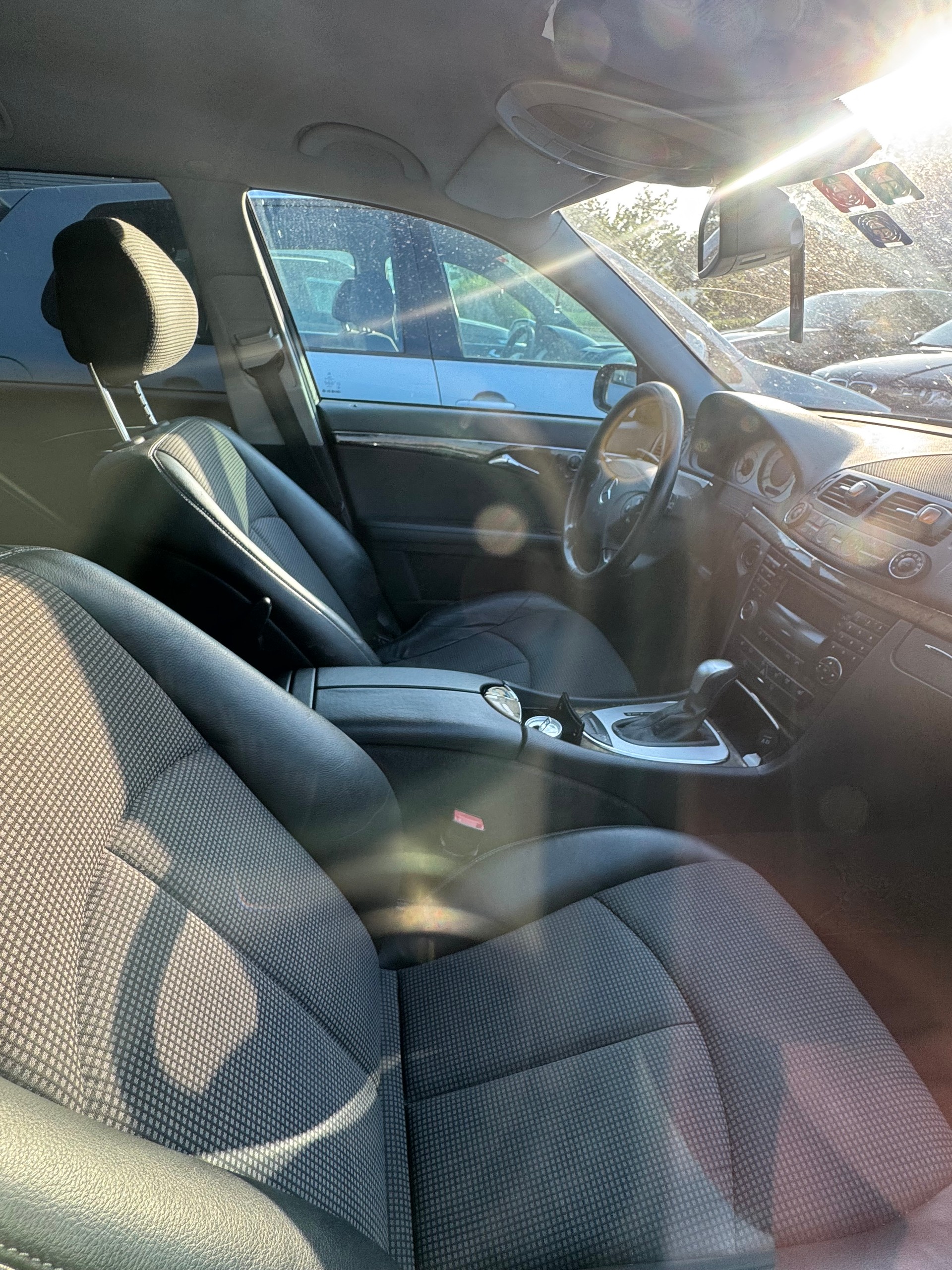 MERCEDES-BENZ E 220 CDI Elégance-image-6