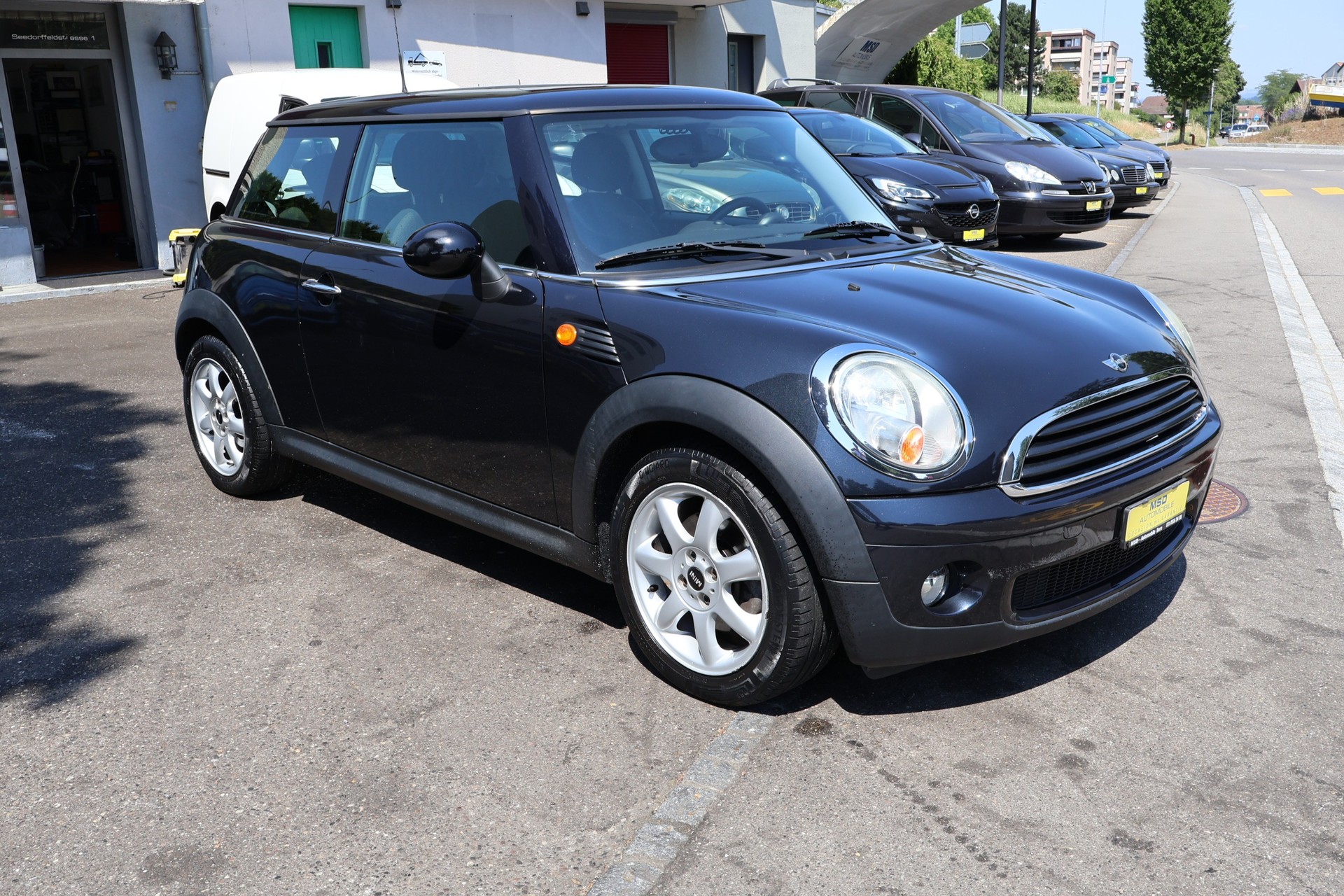 MINI One-image-1