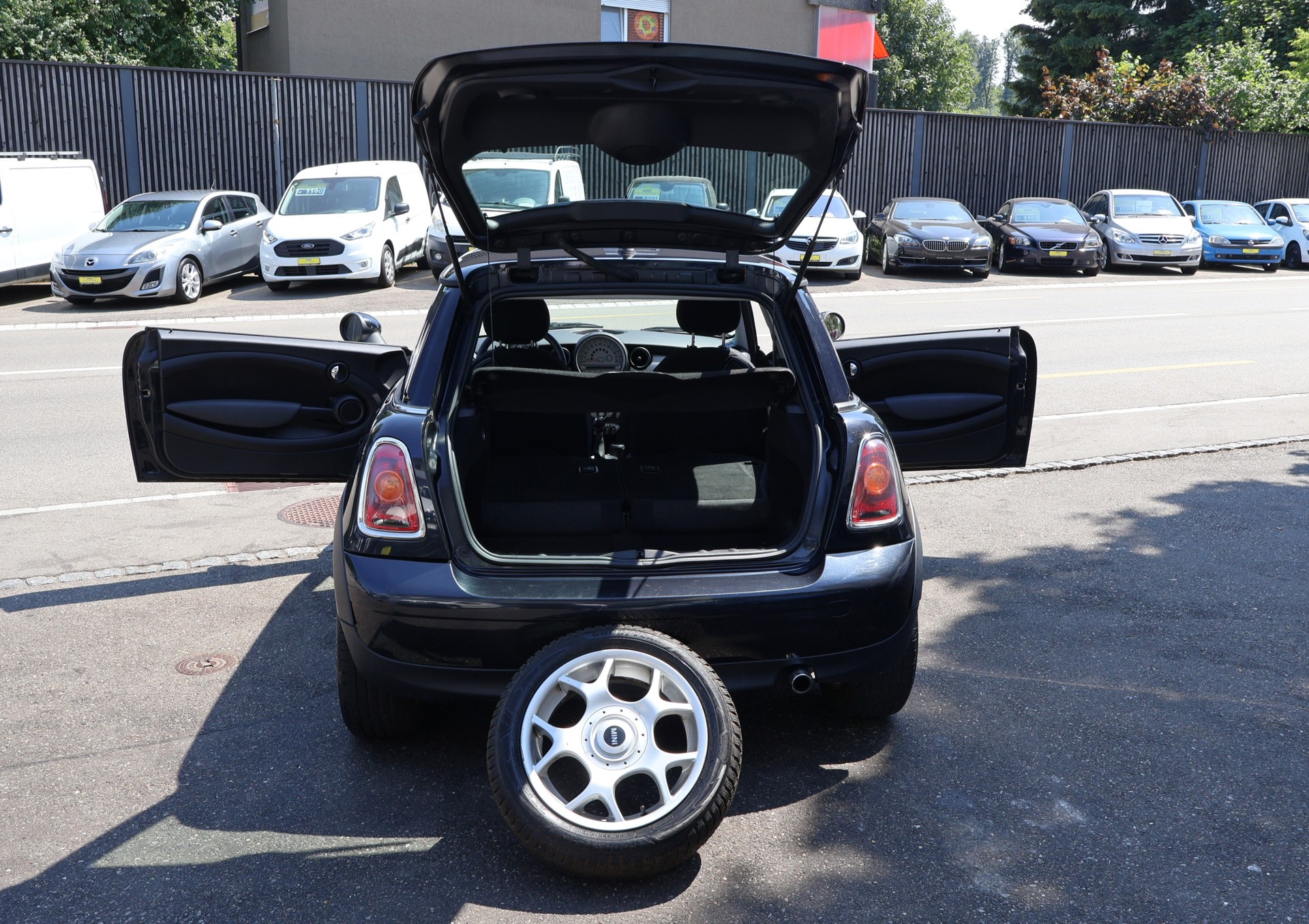 MINI One-image-8