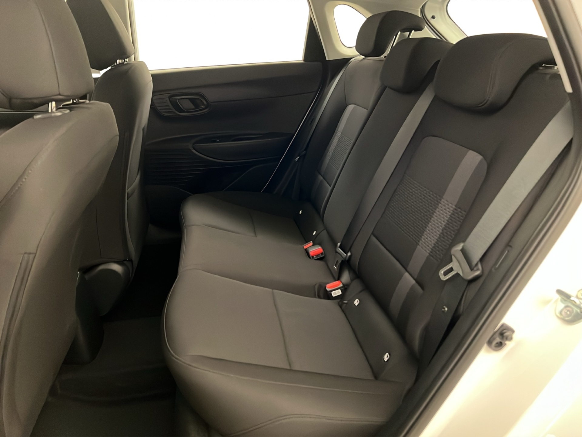 HYUNDAI i20 1.0 T-GDi Origo-image-8