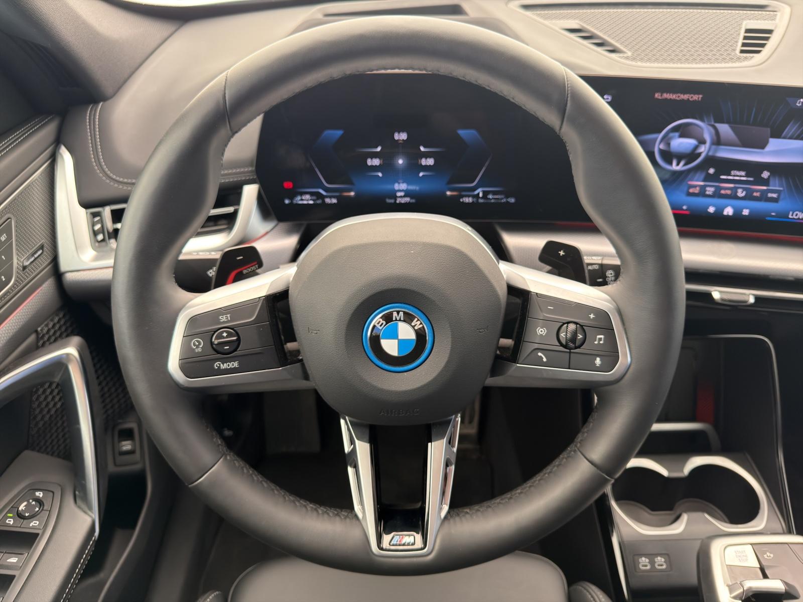 BMW X1 xDrive 30e M Sport (CH)-image-12