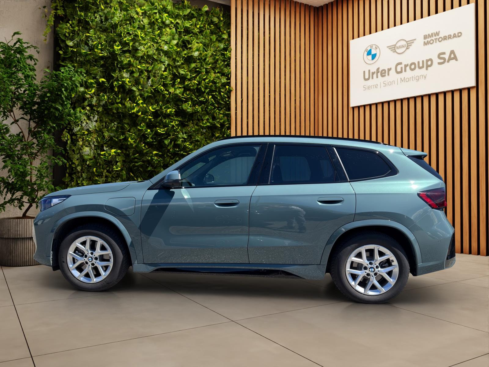 BMW X1 xDrive 30e M Sport (CH)-image-2