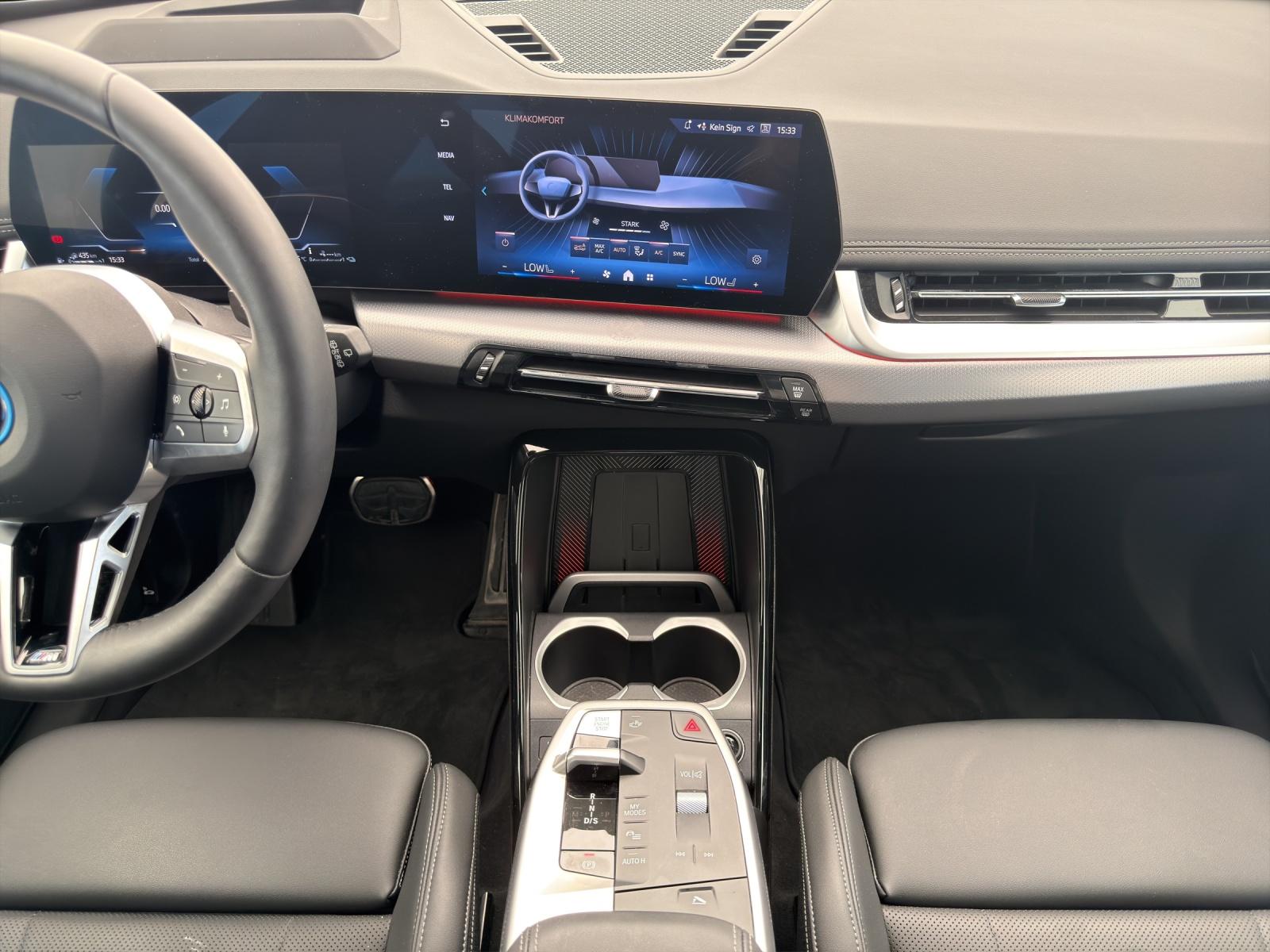 BMW X1 xDrive 30e M Sport (CH)-image-11