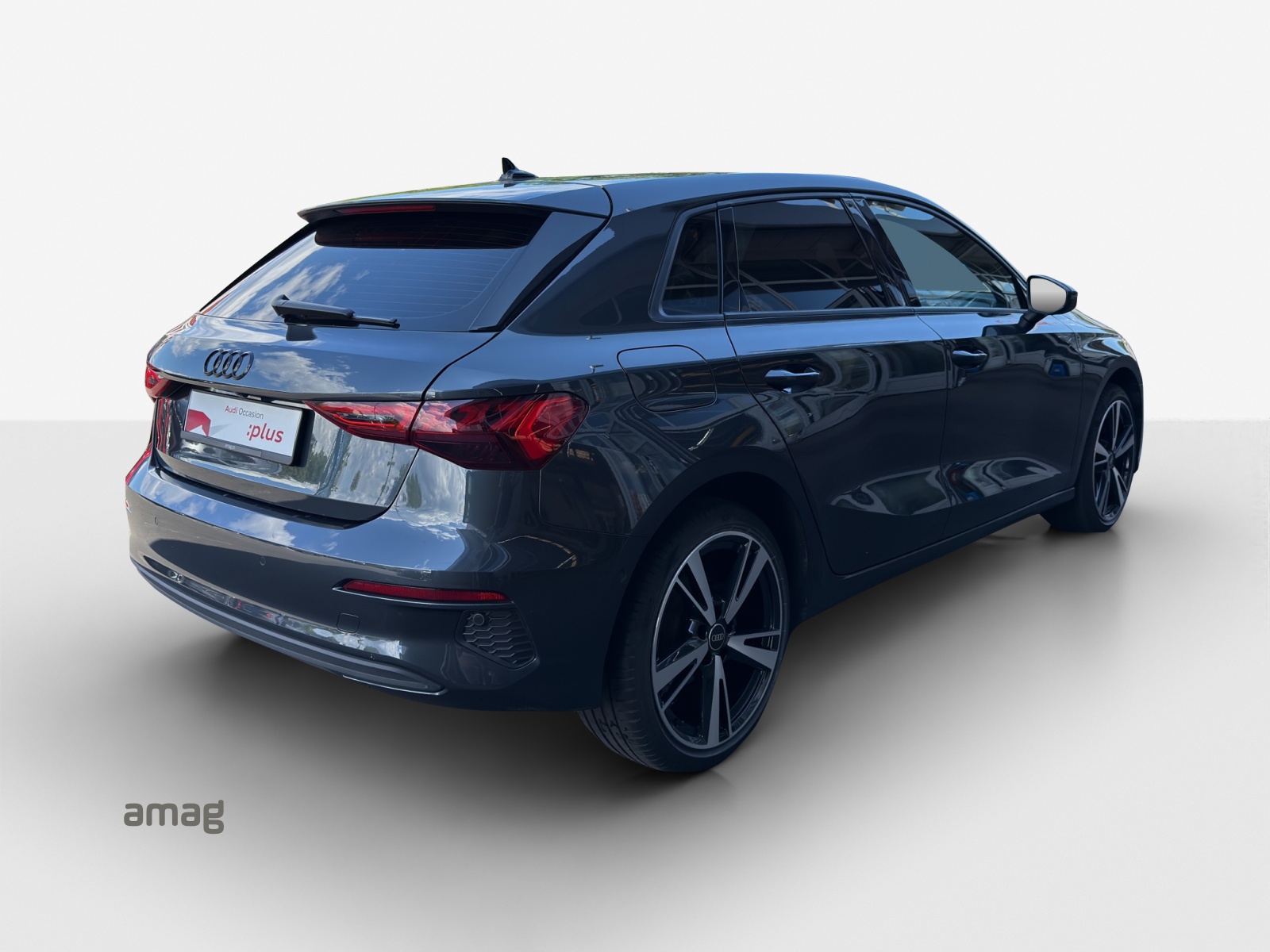 AUDI A3 Sportback 40 TFSI e S-tronic-image-5