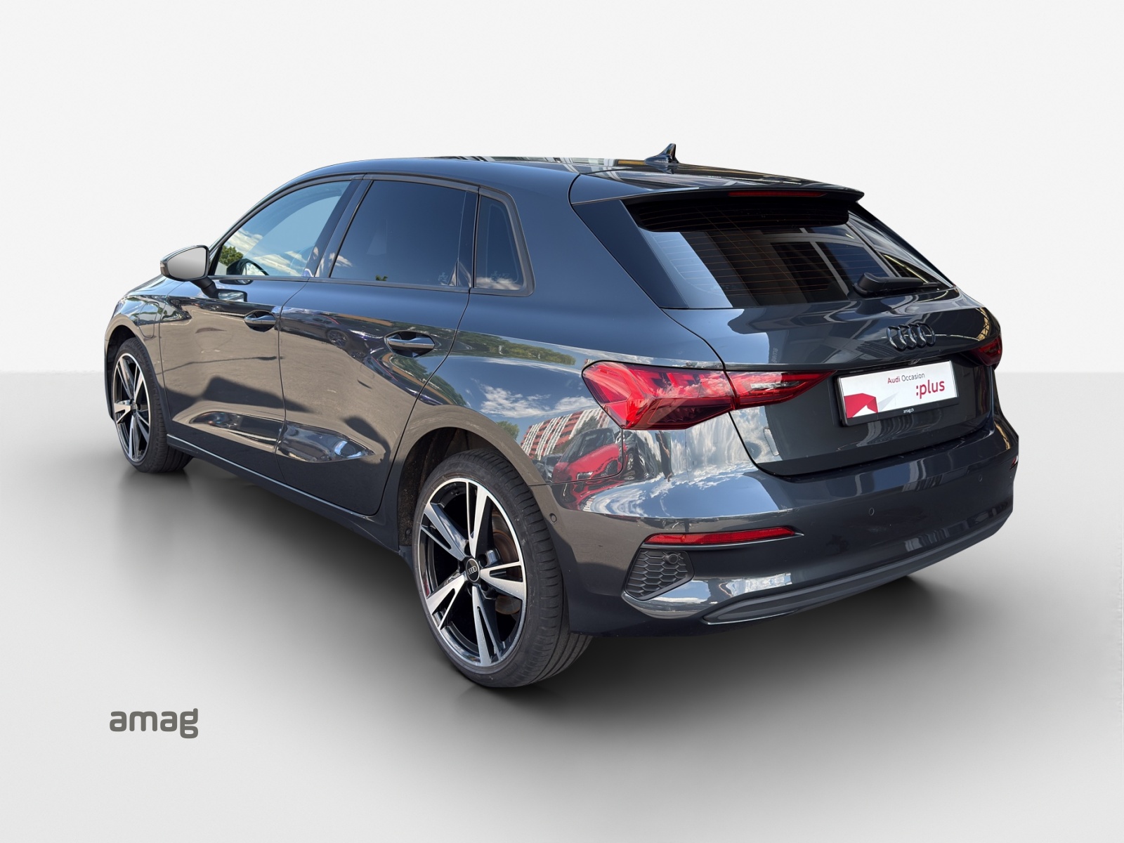 AUDI A3 Sportback 40 TFSI e S-tronic-image-2