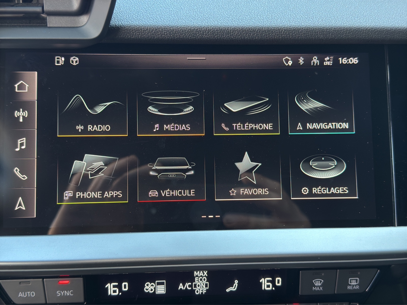 AUDI A3 Sportback 40 TFSI e S-tronic-image-16