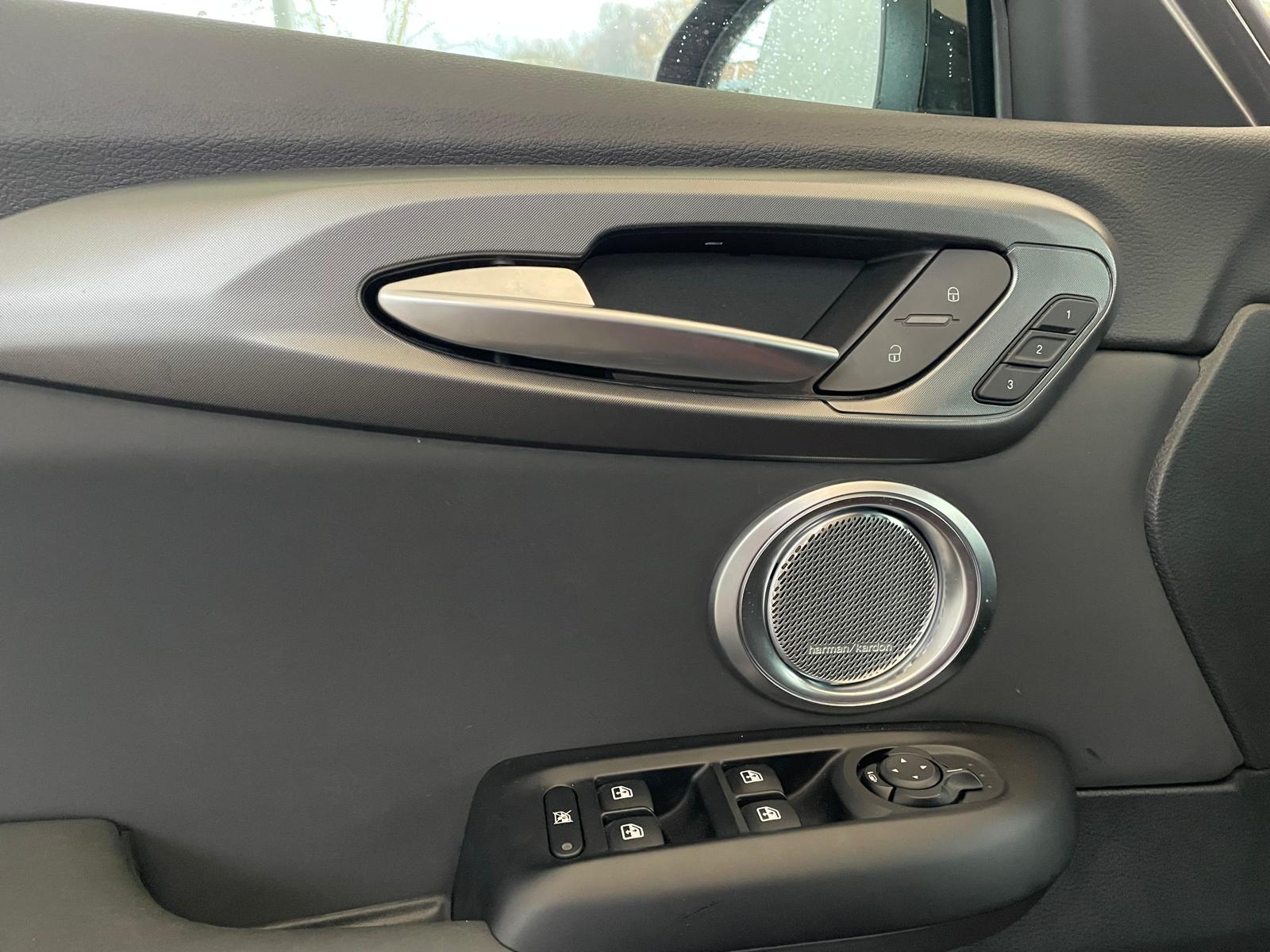 ALFA ROMEO Tonale 1.3 Plug-in-Hybrid Q4 Veloce Pack Premium-image-15