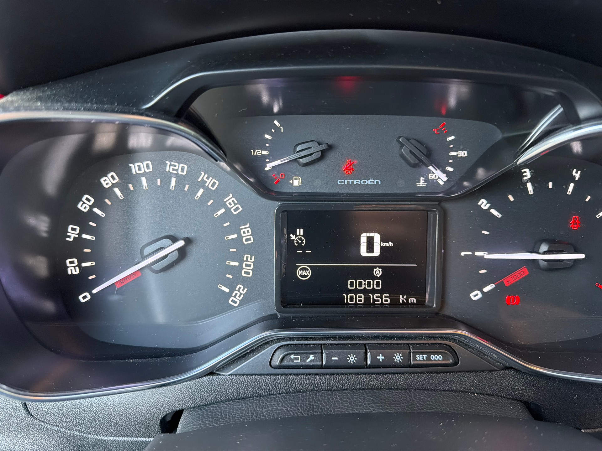 CITROEN C3 1.2i PureTech Feel-image-13