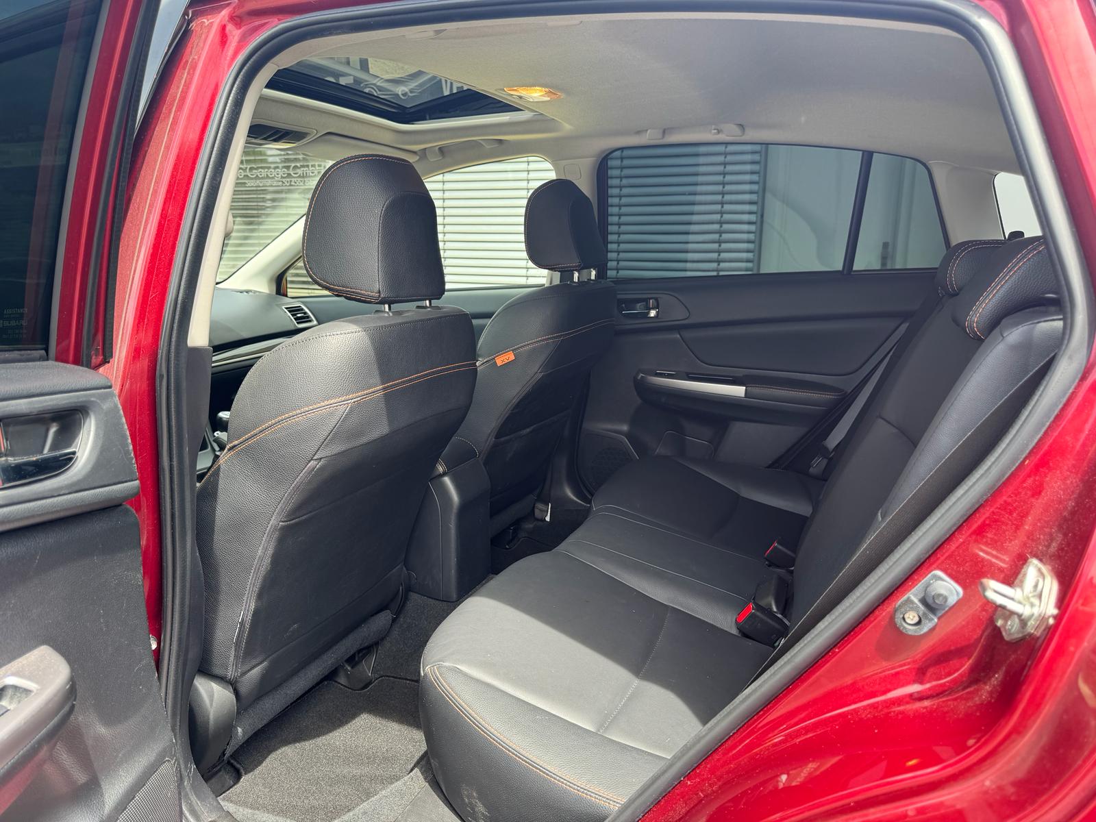 SUBARU XV 2.0D Swiss Three AWD-image-11