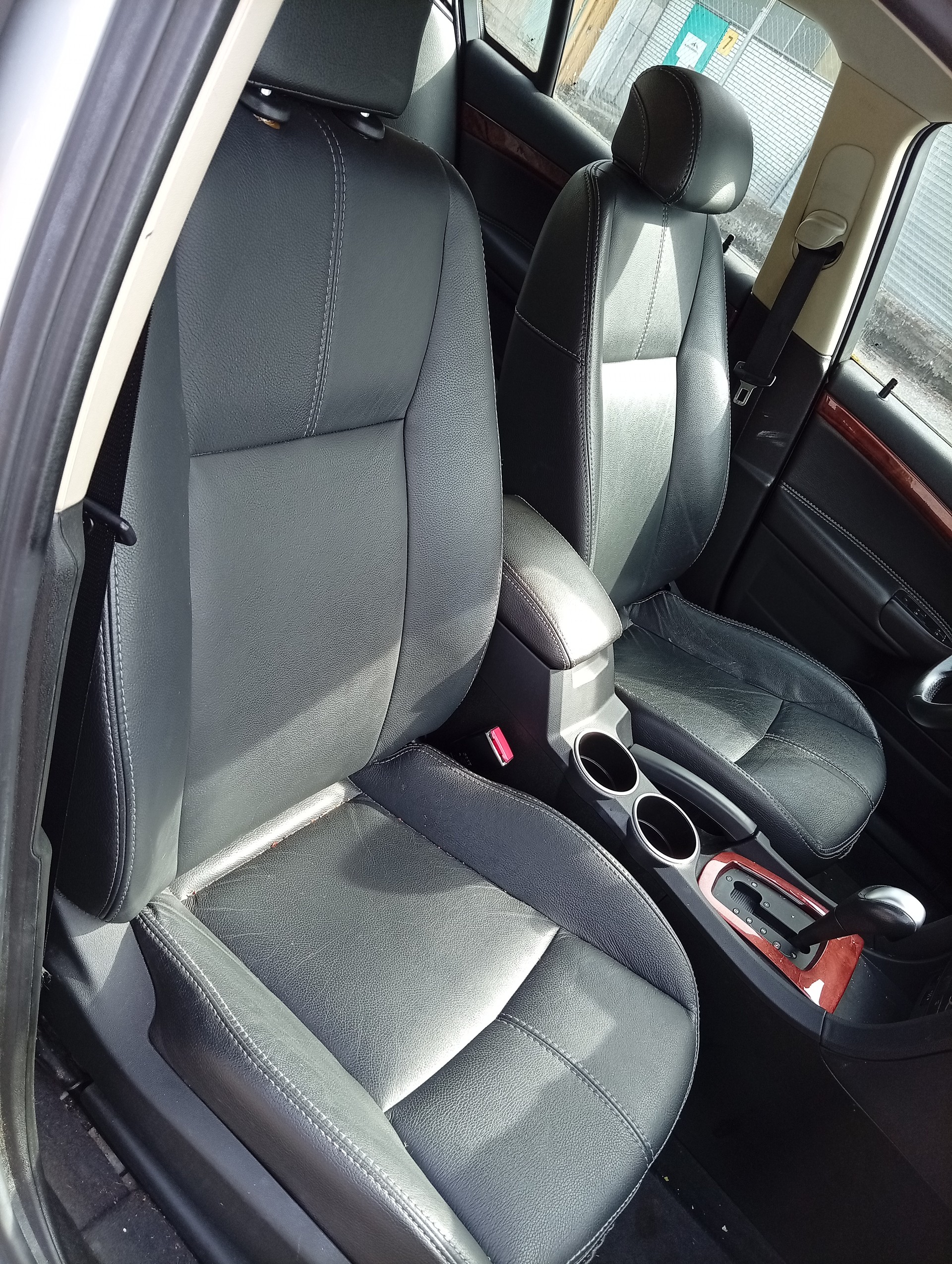 CADILLAC BLS Sedan 2.8T V6 Sport Automatic-image-6