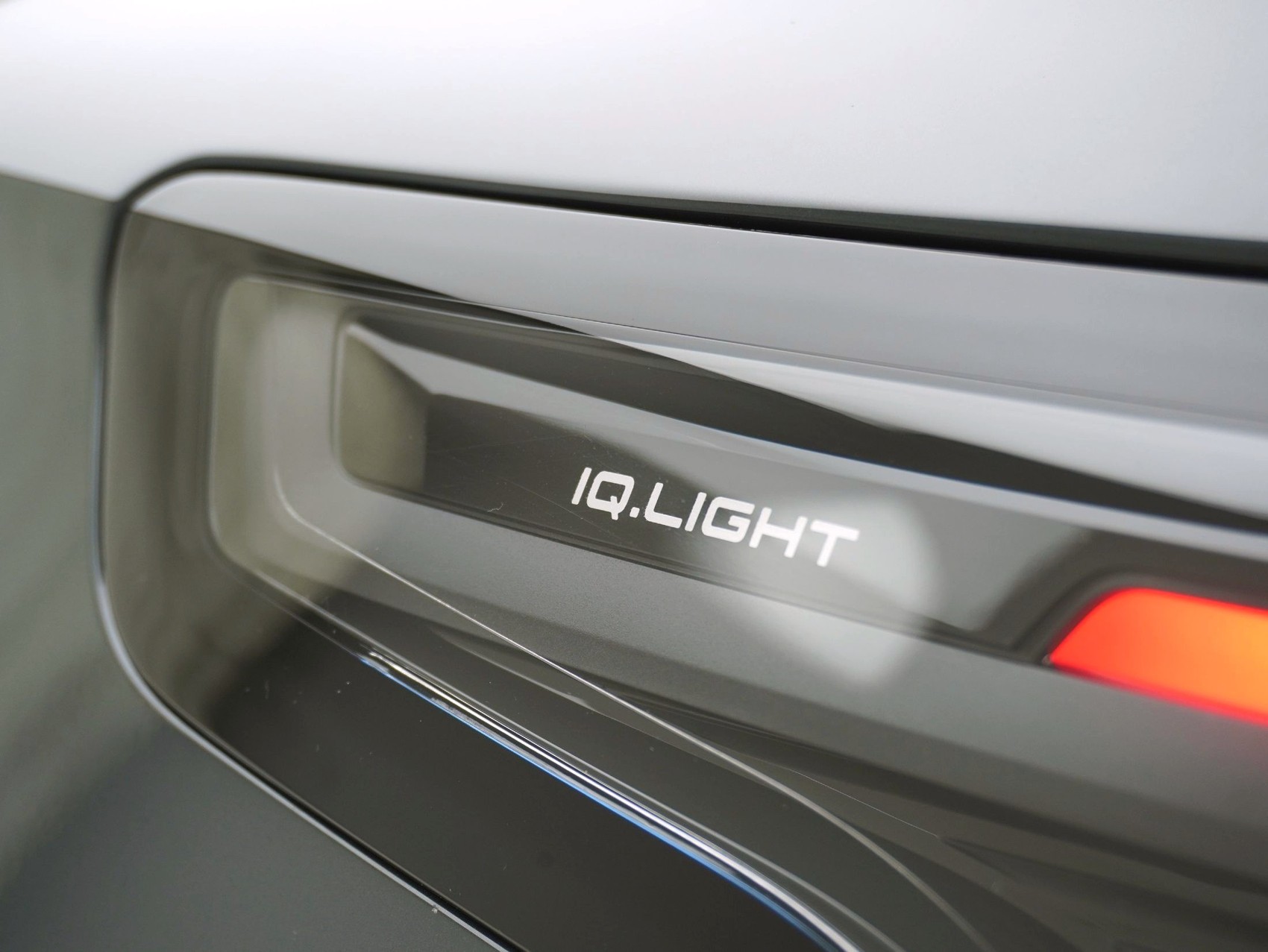 VW Tiguan 2.0 TSI DSG R-Line 4Motion-image-8