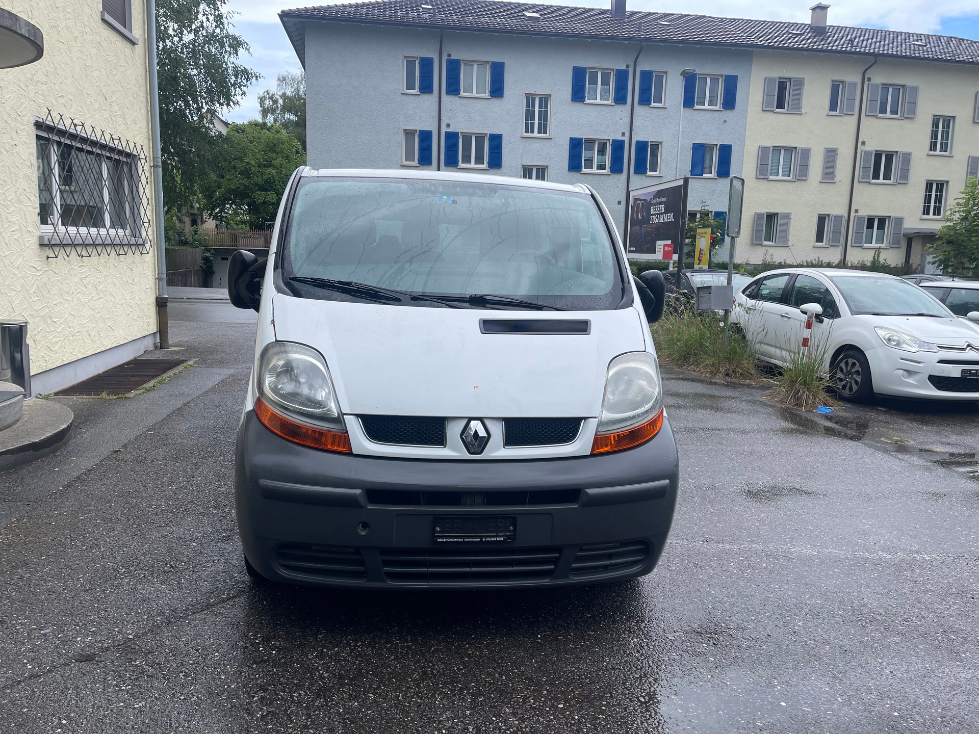 RENAULT Trafic 1.9 dCi 100 2.9t-image-0