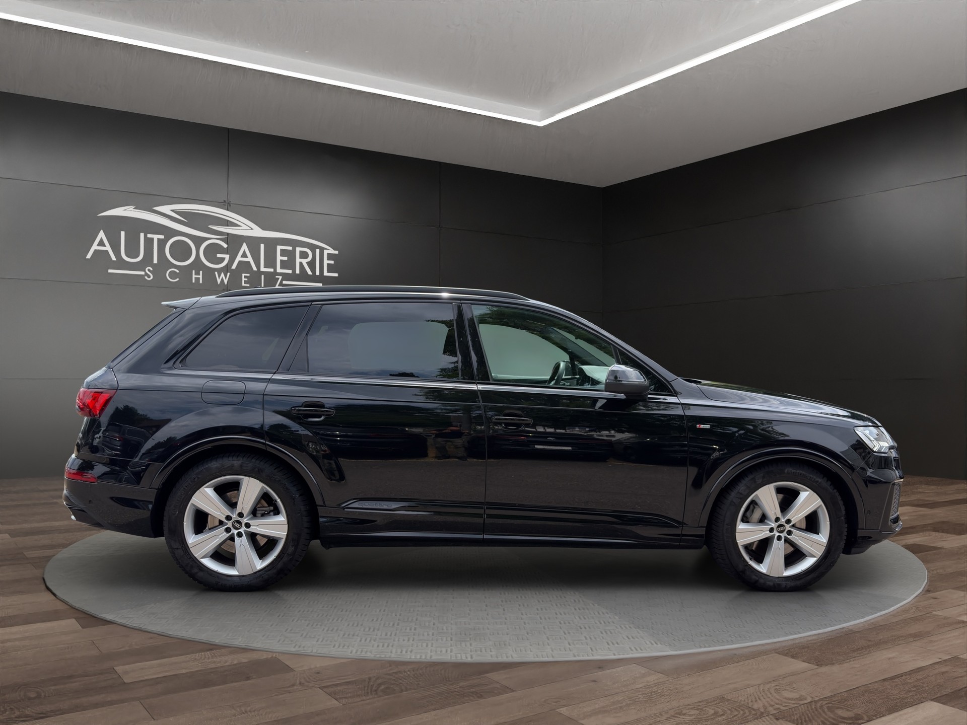 AUDI Q7 50 TDI quattro S Line | CH | Garantie & Free Service | AHK | HeadUp | Pano | 22" | NP: 135K |-image-4