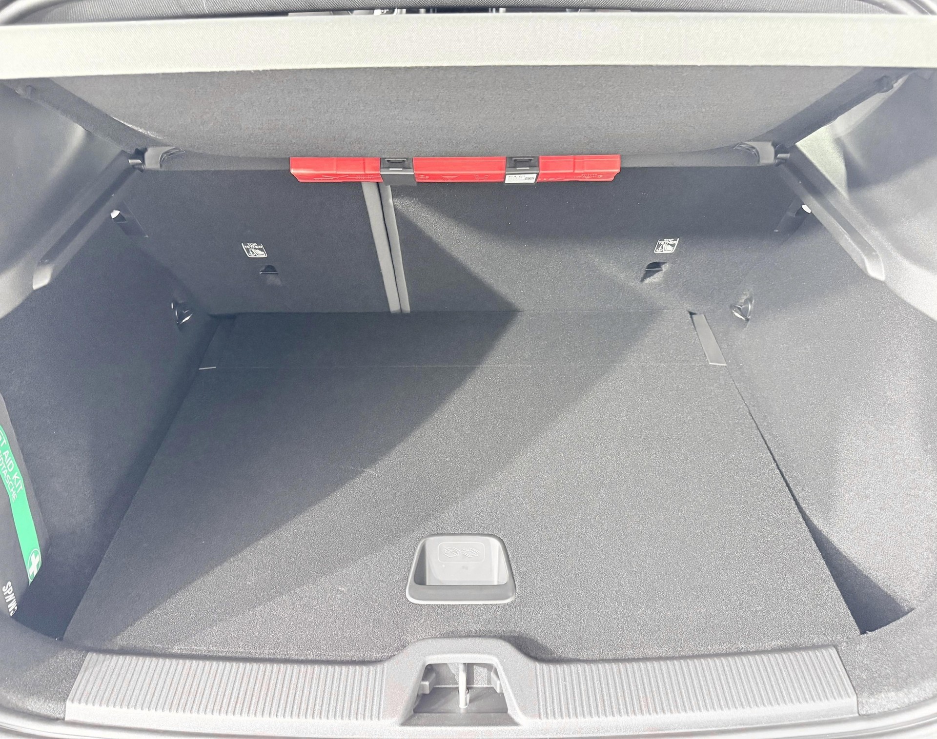 VOLVO EX 30 E60 Twin Plus Performance-image-5