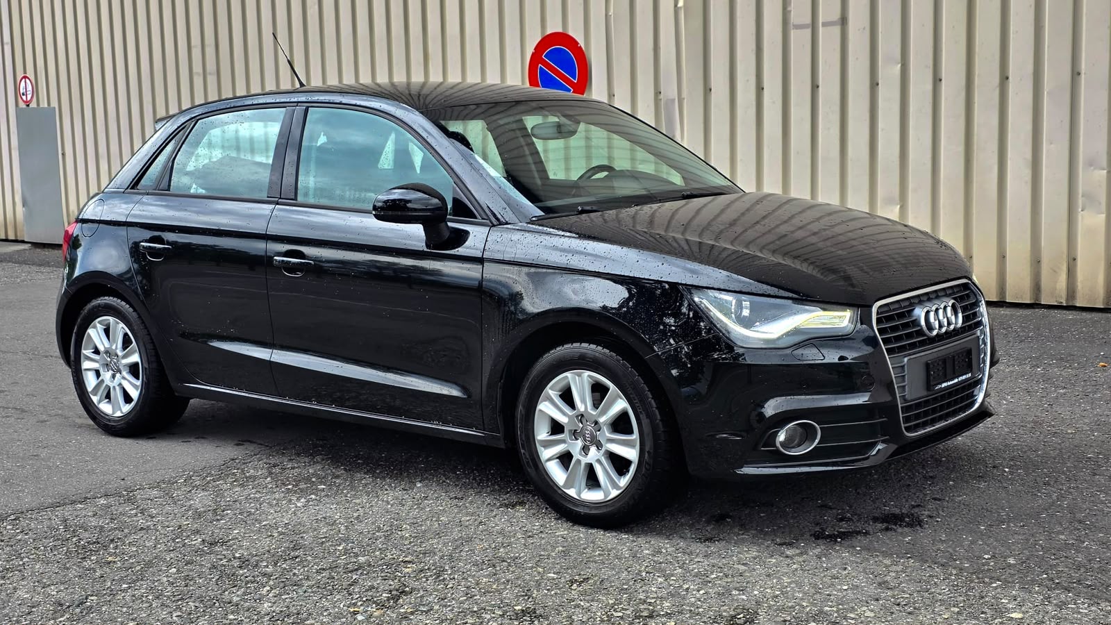 AUDI A1 Sportback 1.2 TFSI Ambition-image-1