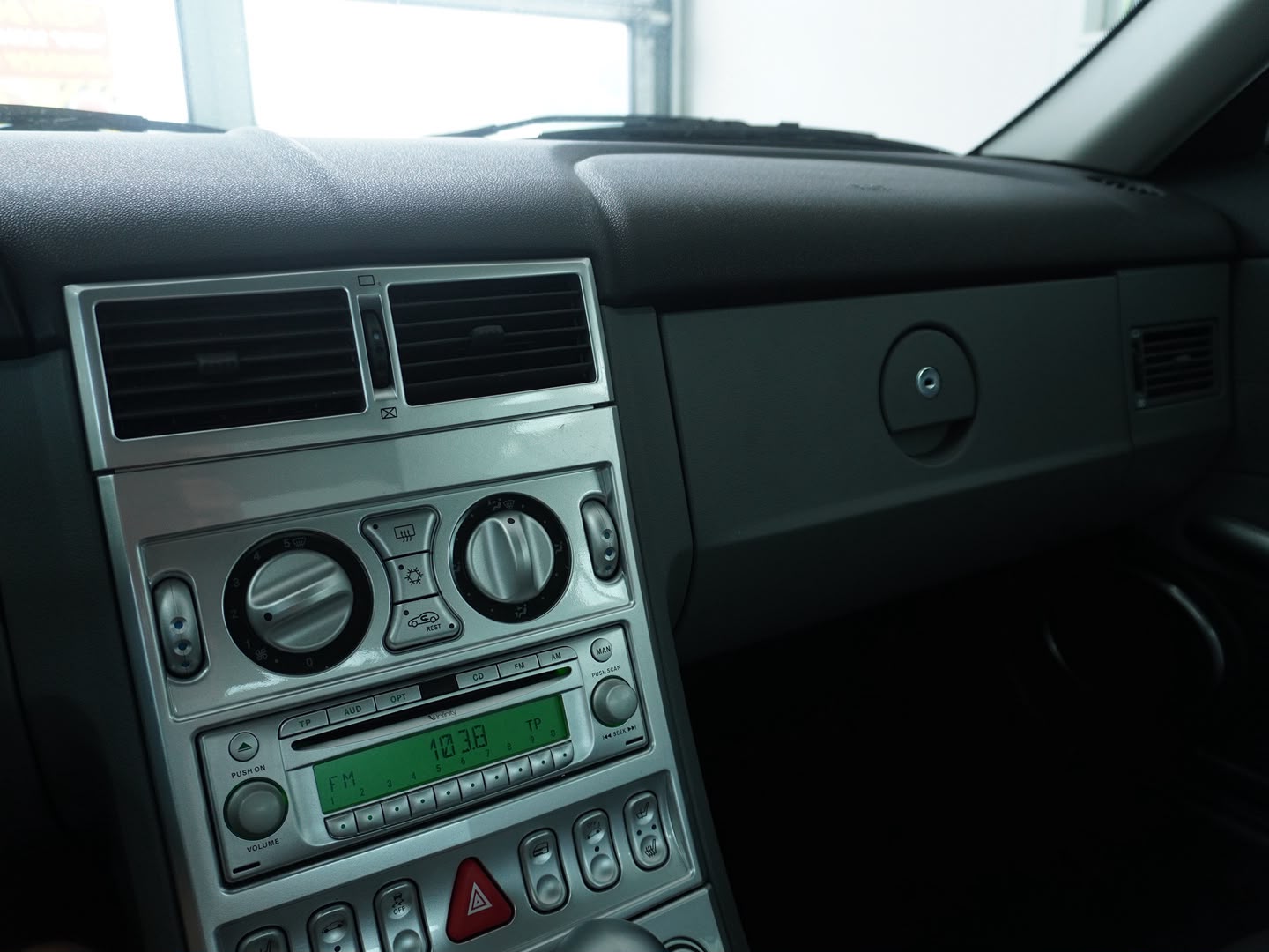 CHRYSLER Crossfire 3.2 V6 (Limited)-image-5