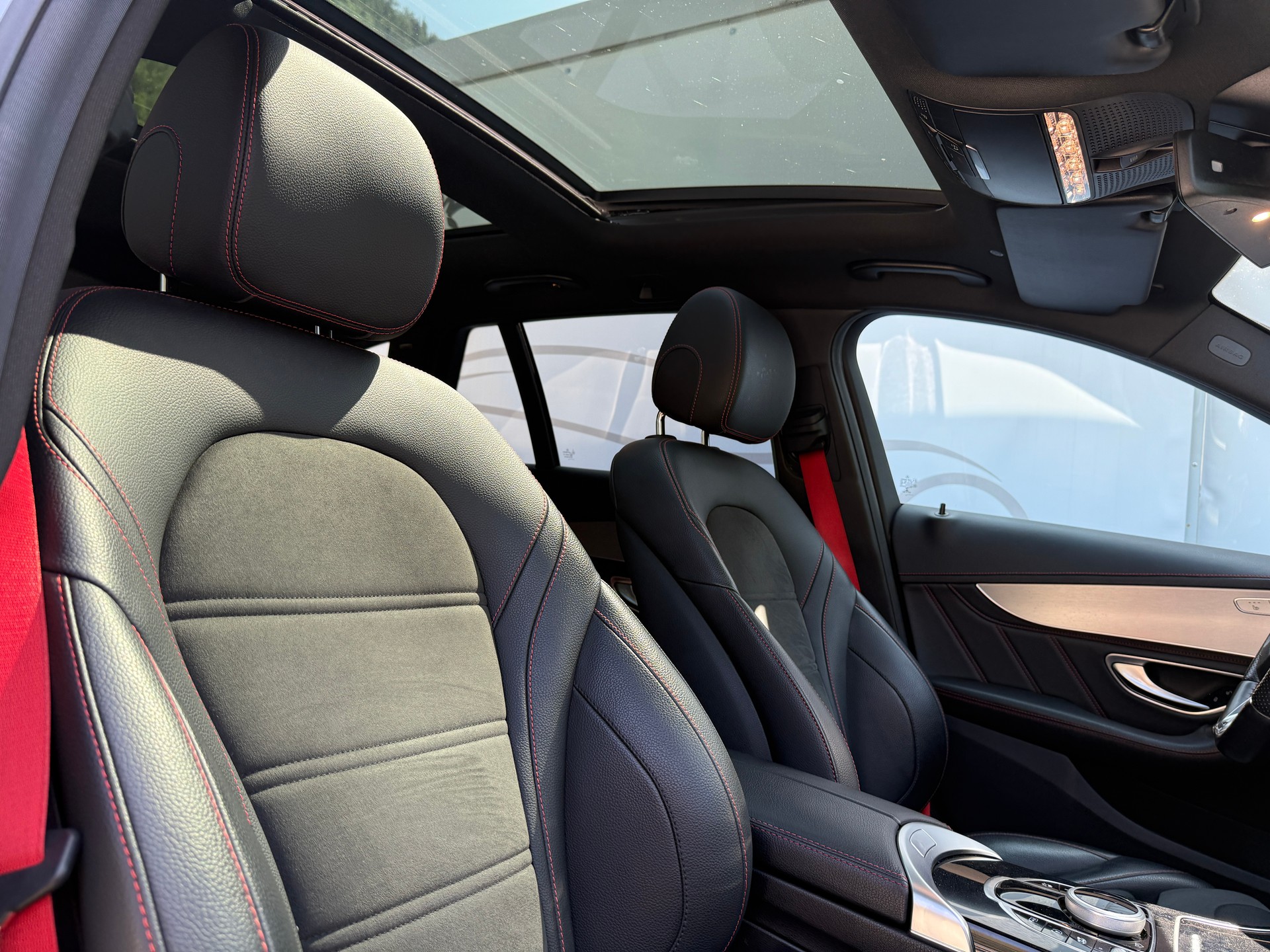 MERCEDES-BENZ C 43 AMG 4Matic 9G-Tronic-image-14