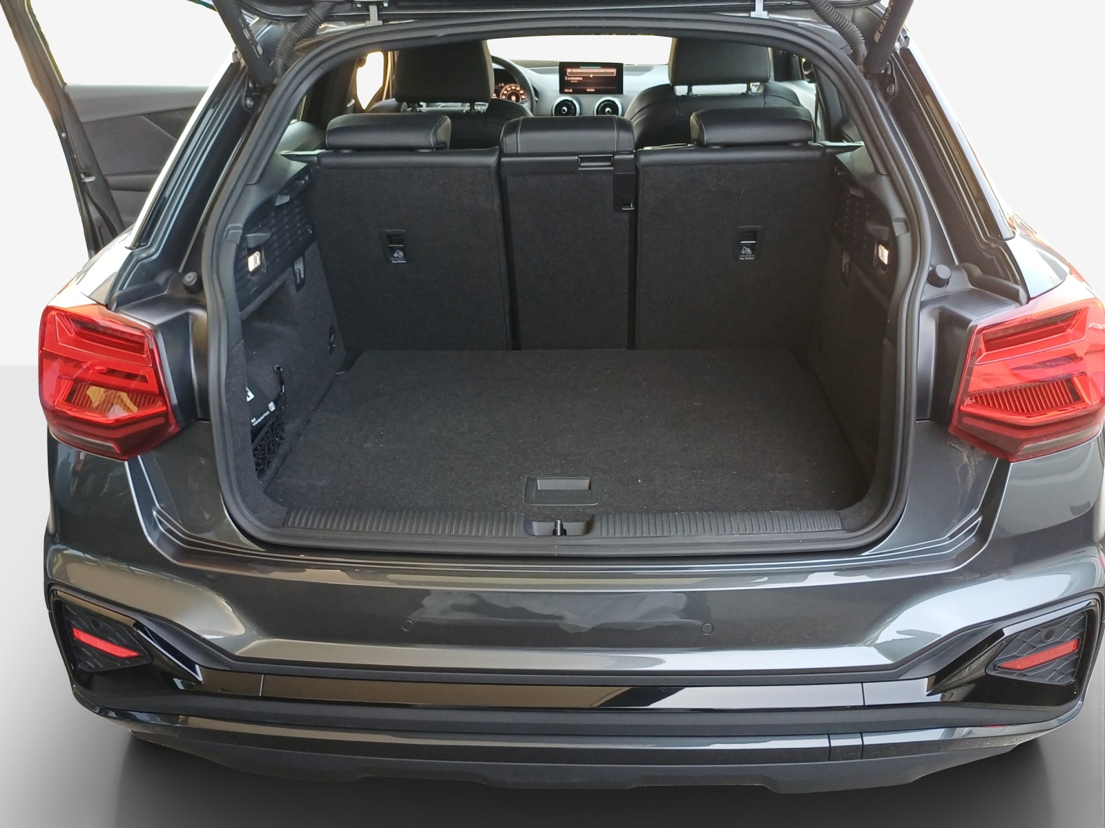 AUDI Q2 35 TFSI S line S-tronic-image-12