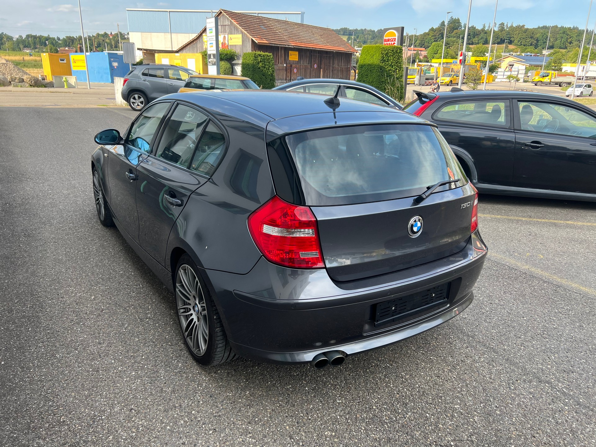 BMW 130i Steptronic-image-2