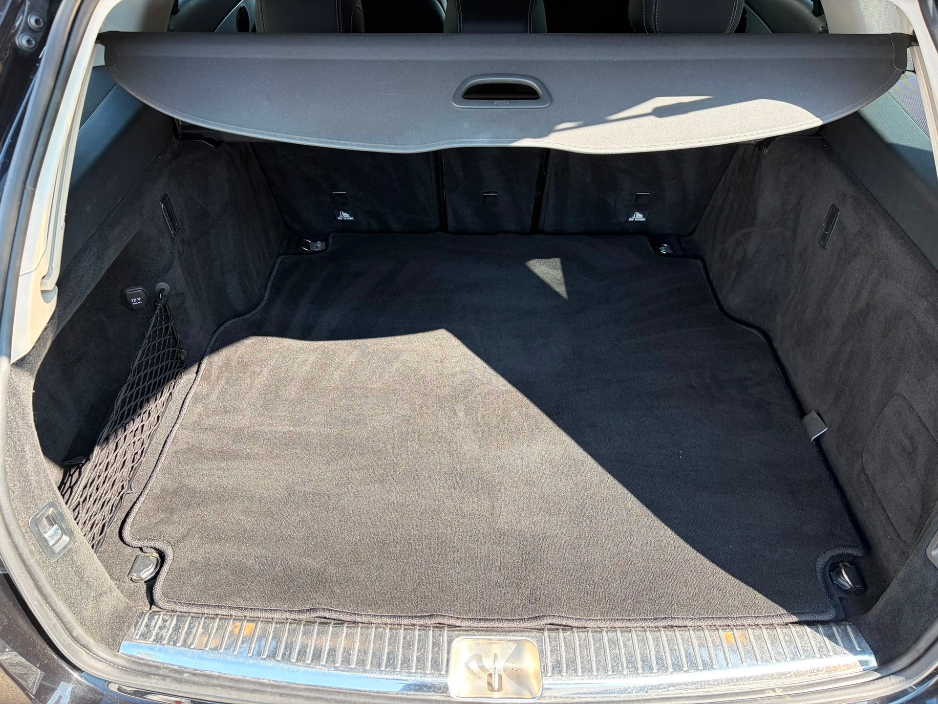 MERCEDES-BENZ C 220 d Swiss Star Avantgarde 4Matic 9G-Tronic-image-7
