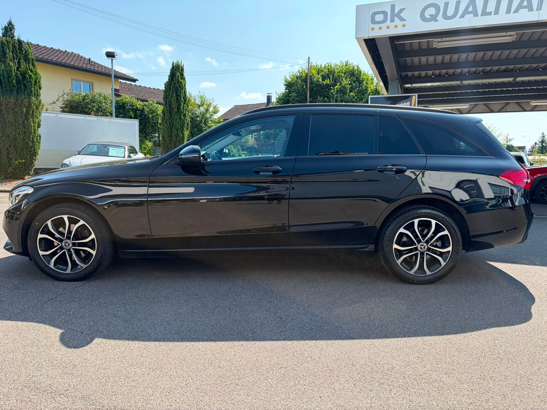 MERCEDES-BENZ C 220 d Swiss Star Avantgarde 4Matic 9G-Tronic-image-3