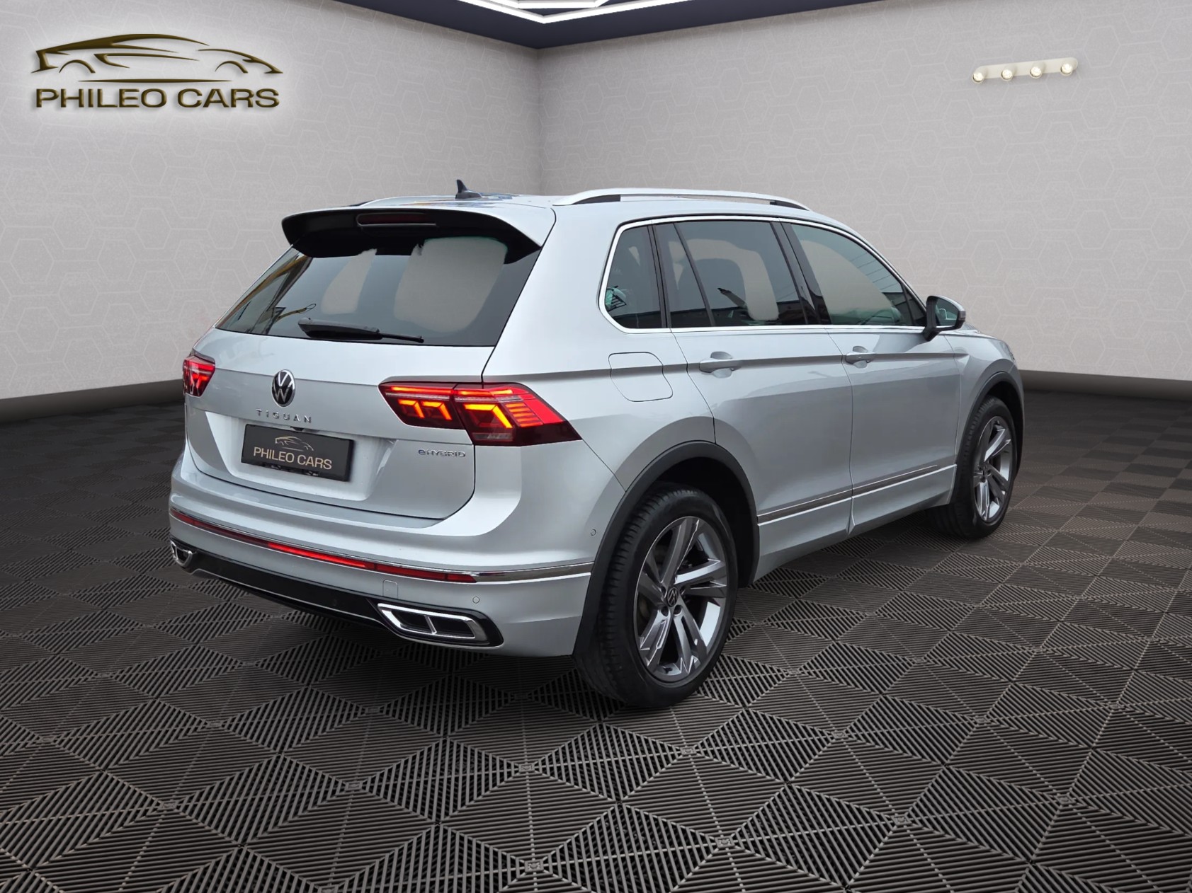 VW Tiguan 1.4TSI PHEV R-Line DSG-image-5