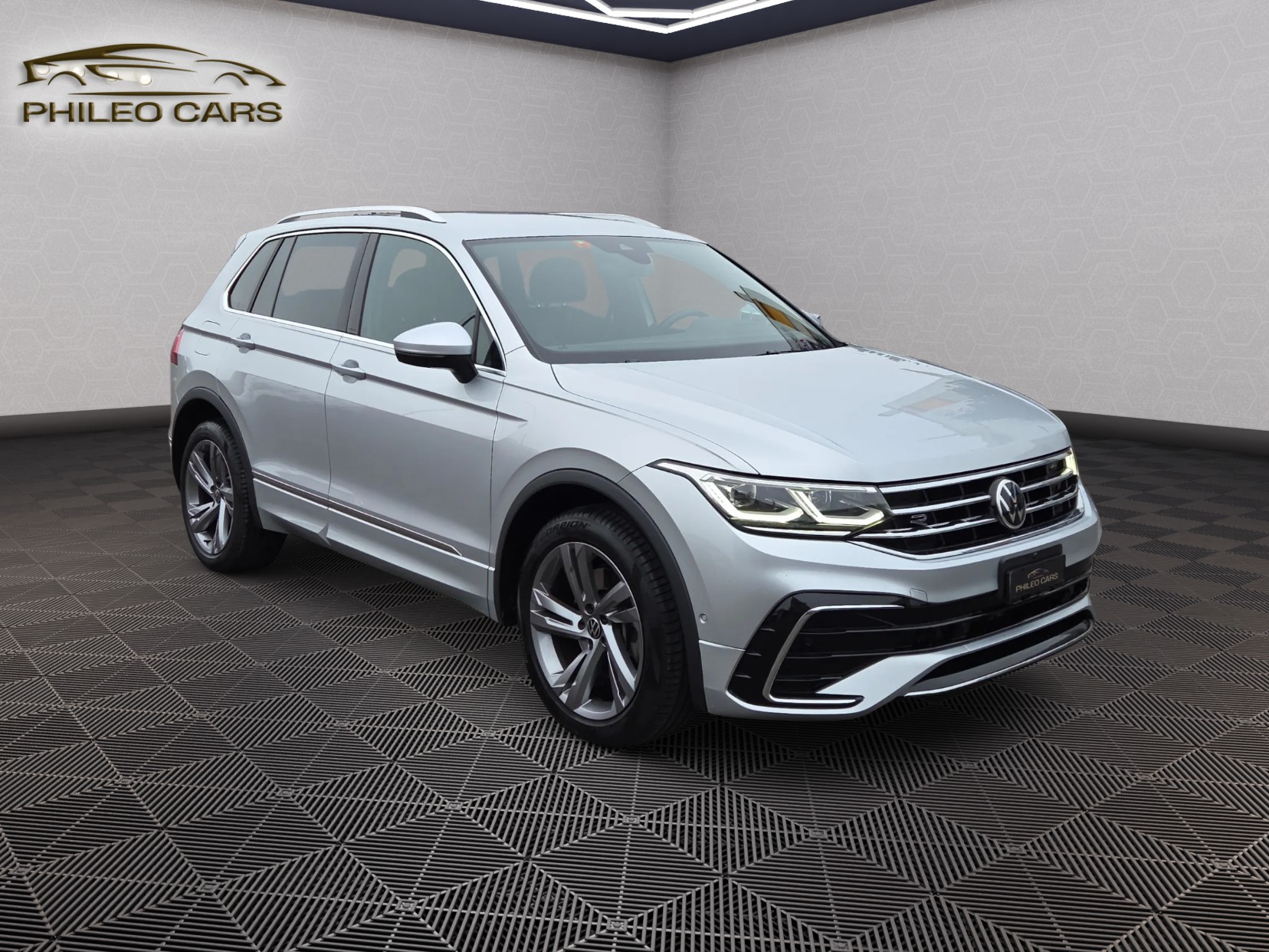 VW Tiguan 1.4TSI PHEV R-Line DSG-image-2