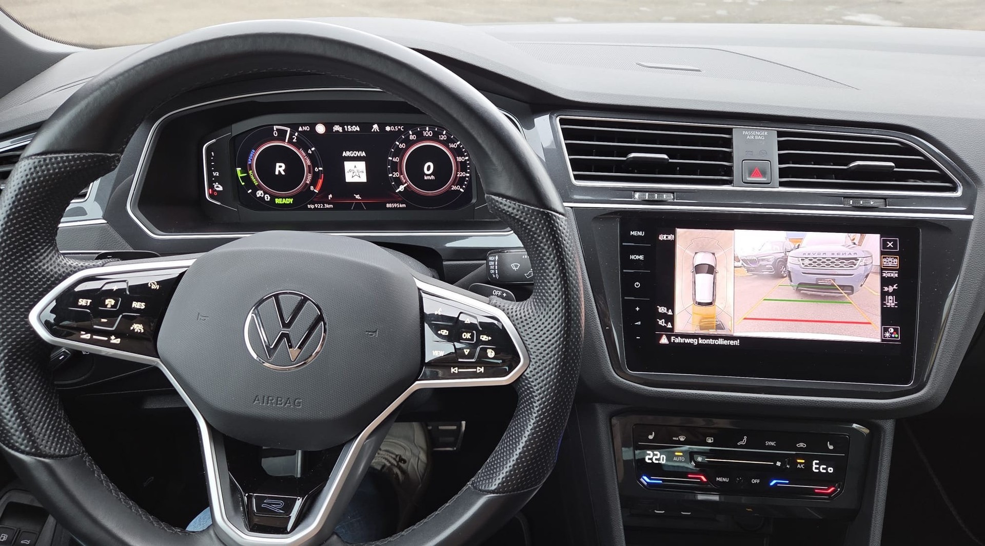 VW Tiguan 1.4TSI PHEV R-Line DSG-image-10