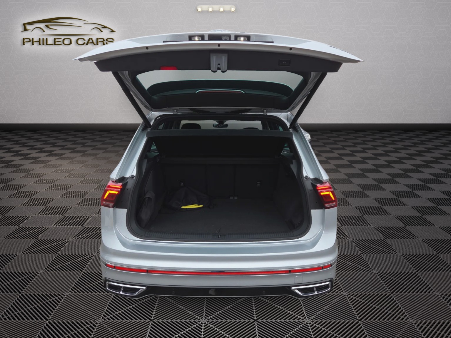 VW Tiguan 1.4TSI PHEV R-Line DSG-image-8