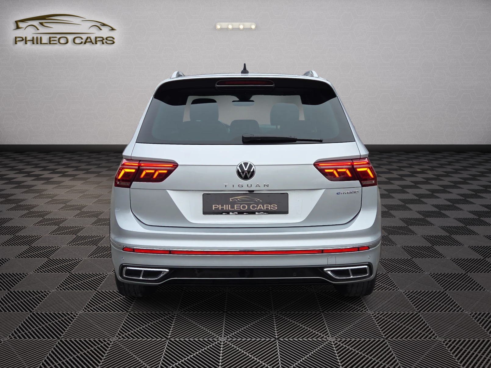 VW Tiguan 1.4TSI PHEV R-Line DSG-image-7