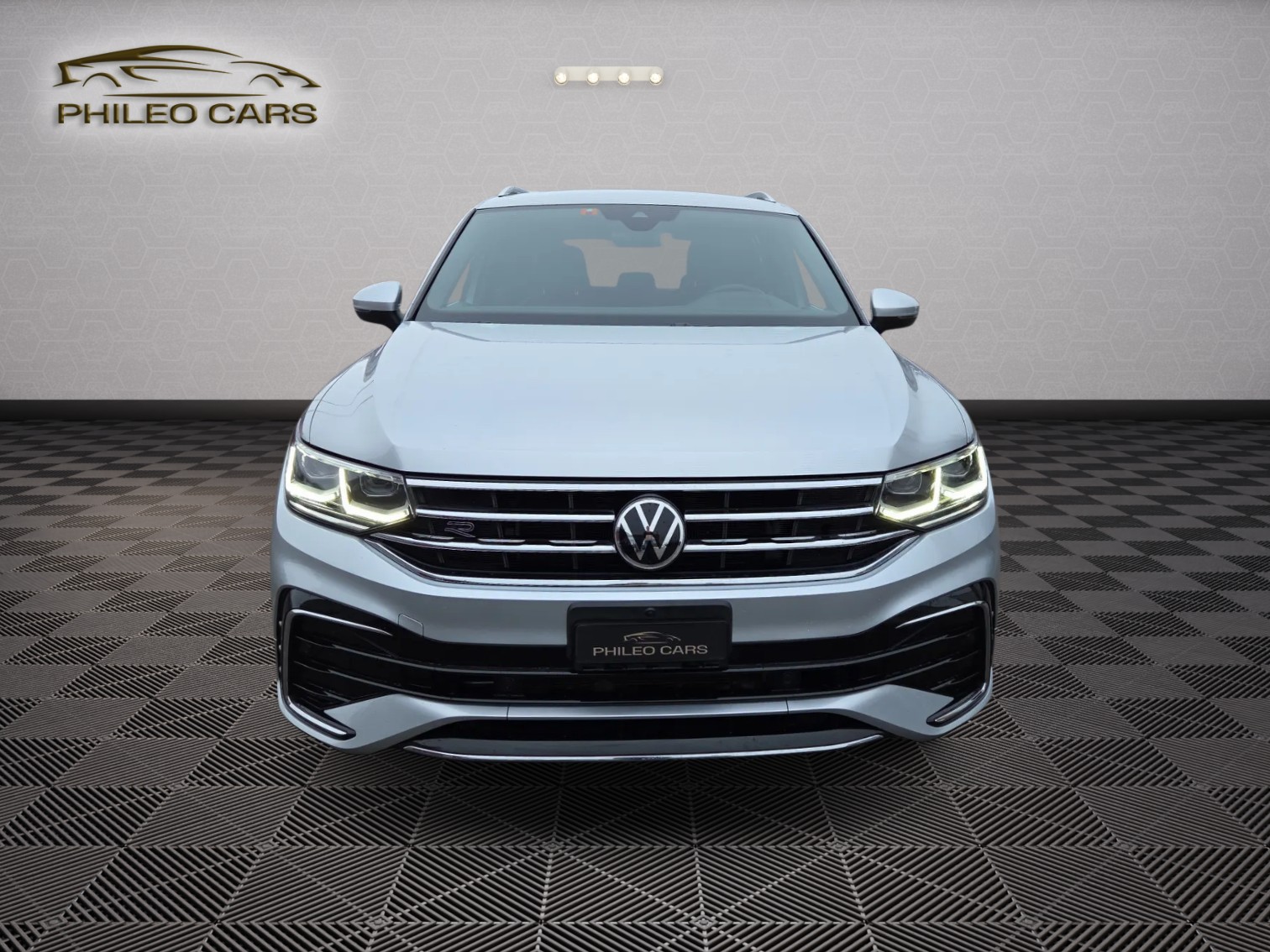 VW Tiguan 1.4TSI PHEV R-Line DSG-image-1