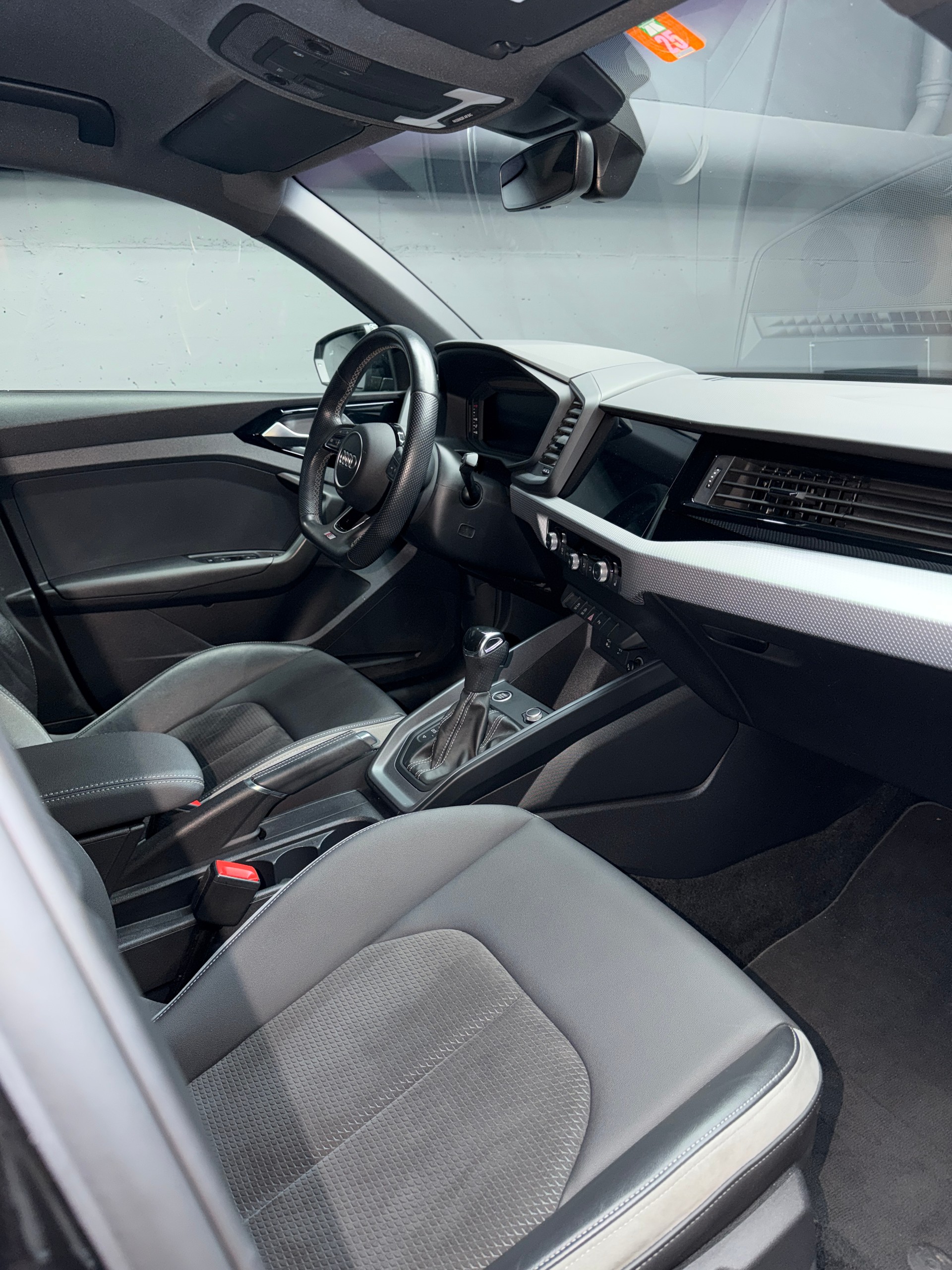 AUDI A1 Sportback 35 TFSI S-tronic-image-2