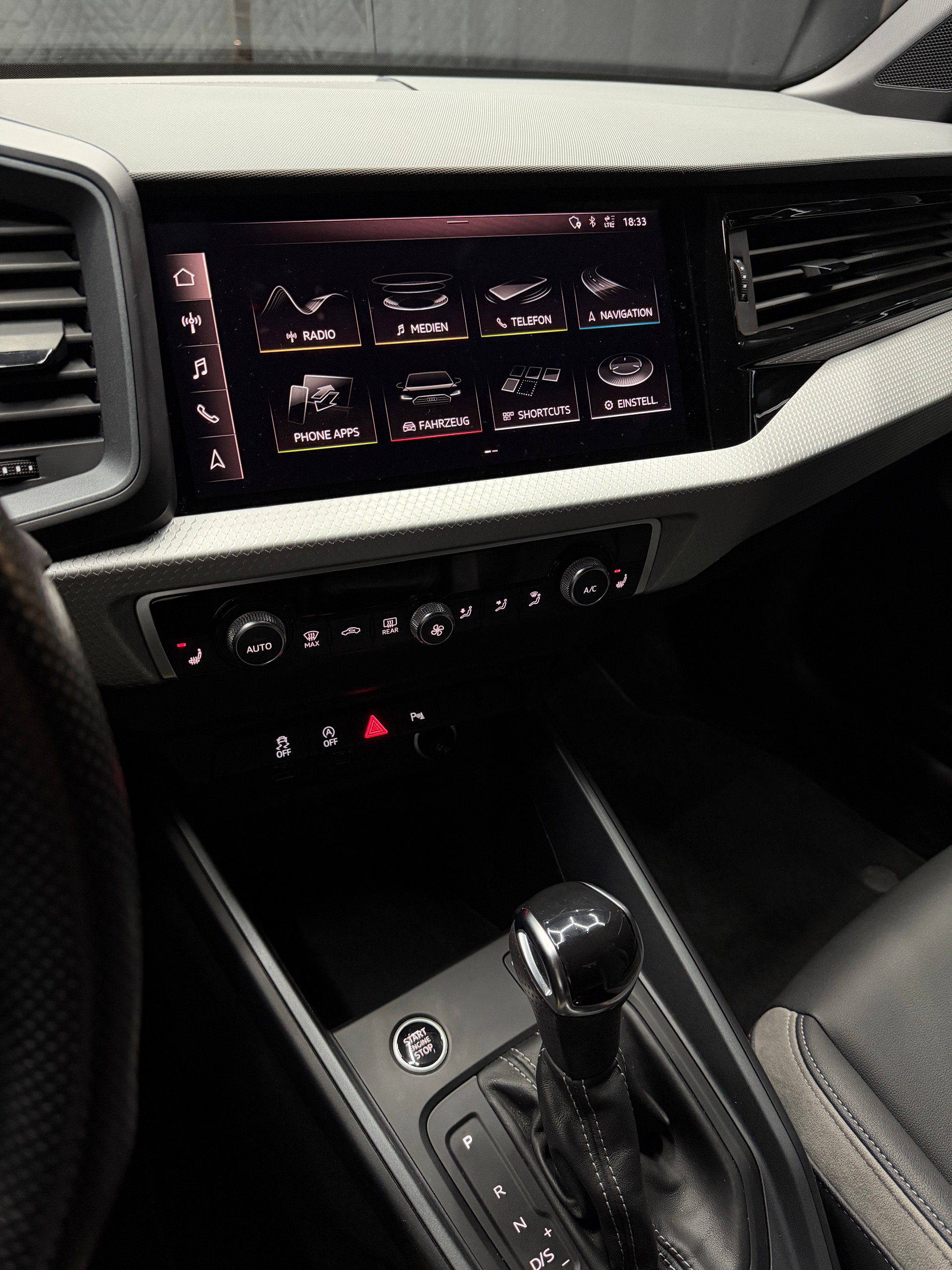 AUDI A1 Sportback 35 TFSI S-tronic-image-6